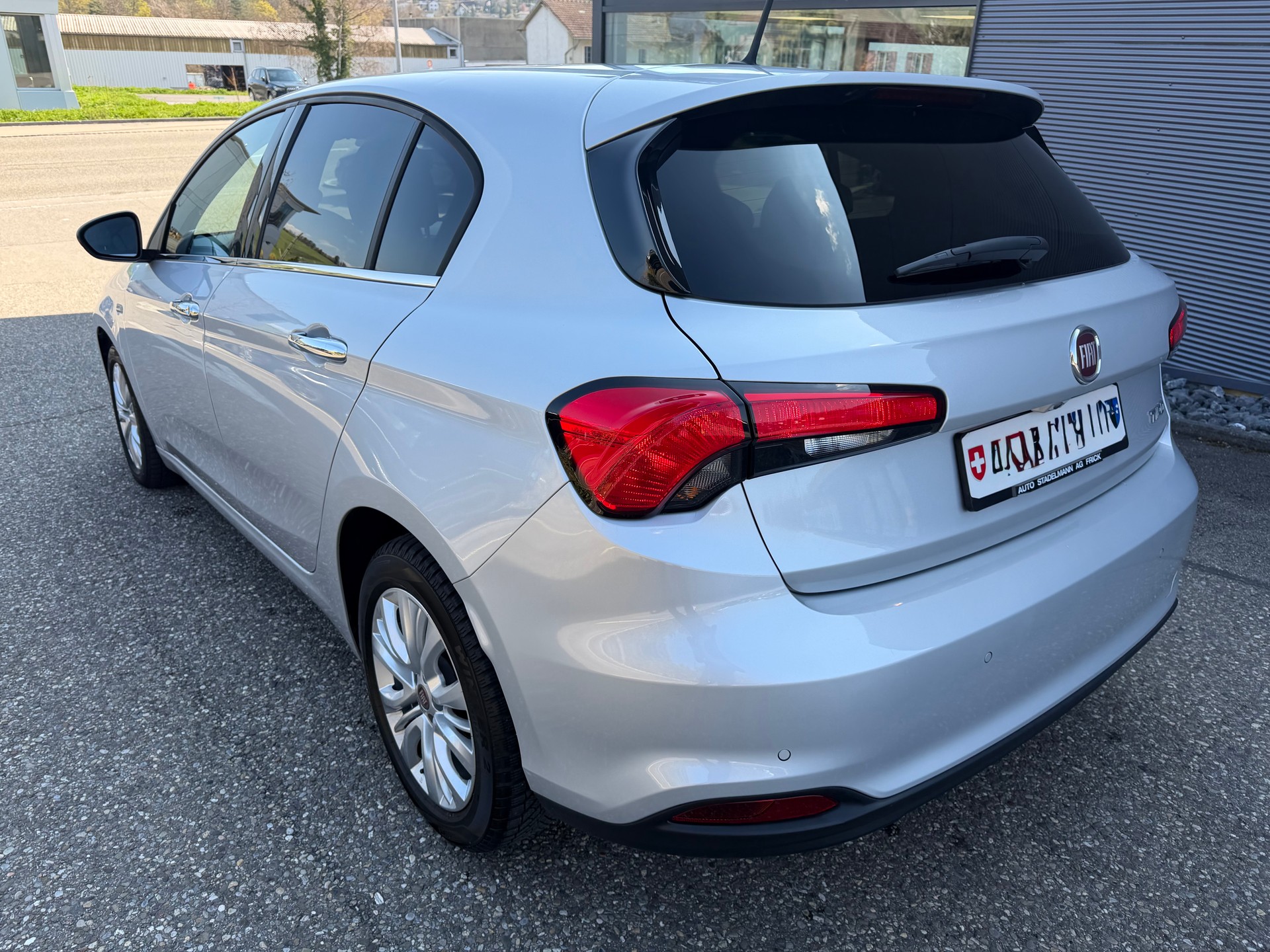 FIAT Tipo 1.4 T-Jet Lounge-image-6
