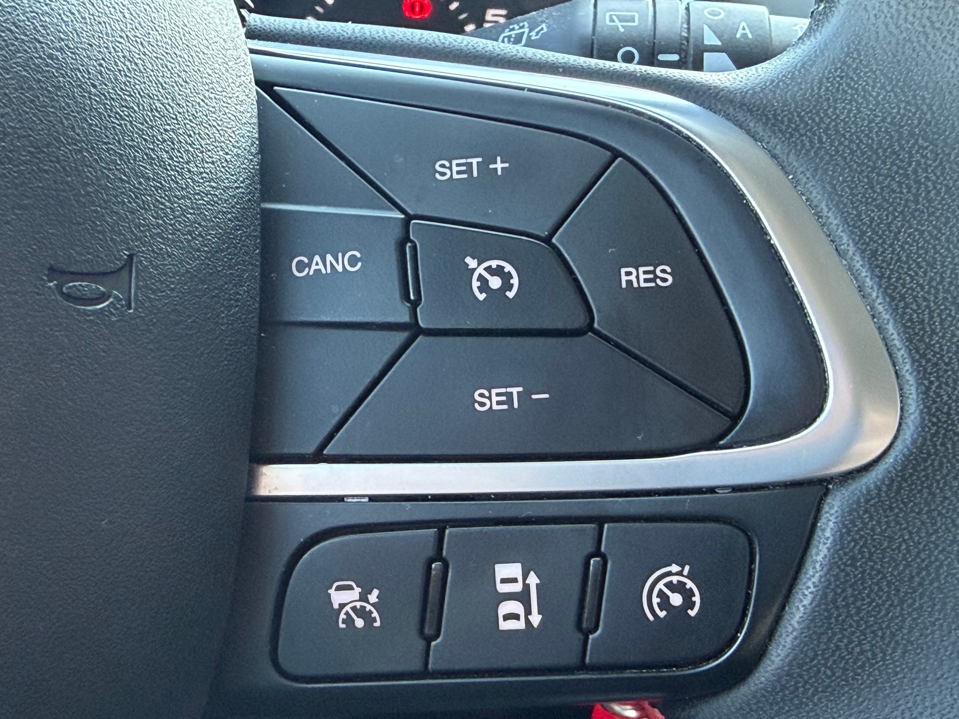 FIAT Tipo 1.4 T-Jet Lounge-image-14