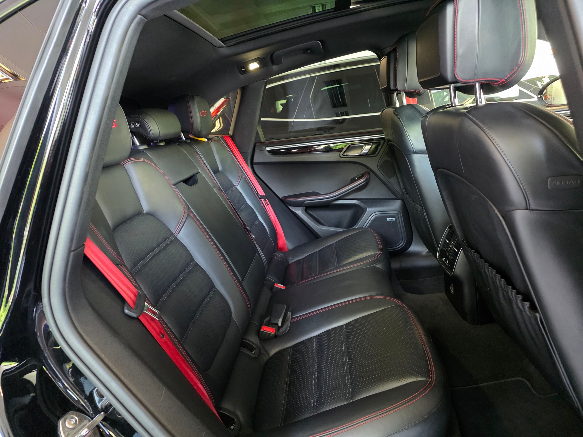 PORSCHE Macan 3.0 V6 GTS ''Frisch ab grossem Service''-image-11