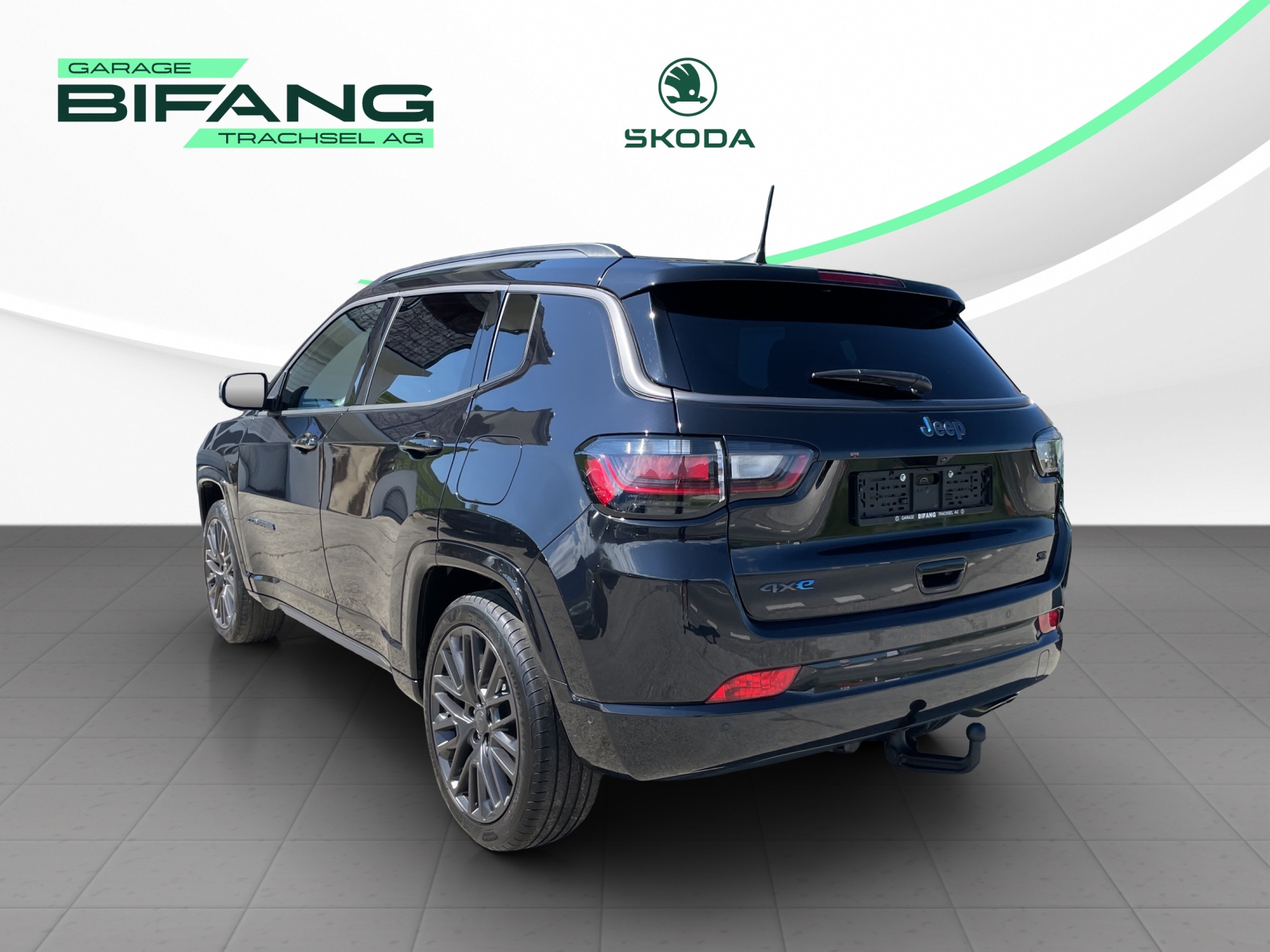 JEEP Compass 1.3 T PHEV S AWD-showroom-element-3
