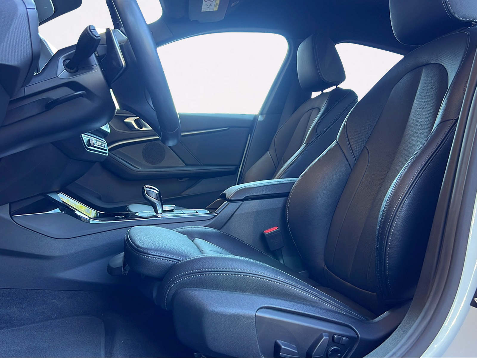 BMW M235i Gran Coupé xDrive Pure M Sport Steptronic-image-12