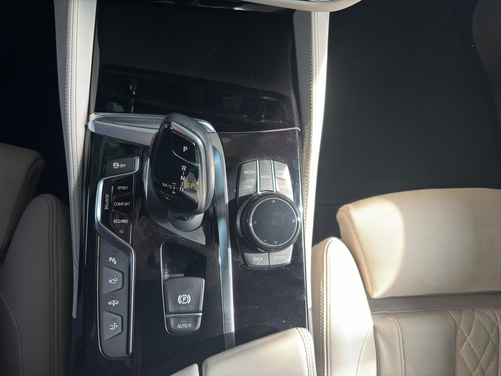 BMW 630d xDrive SAG Gran Turismo-image-7