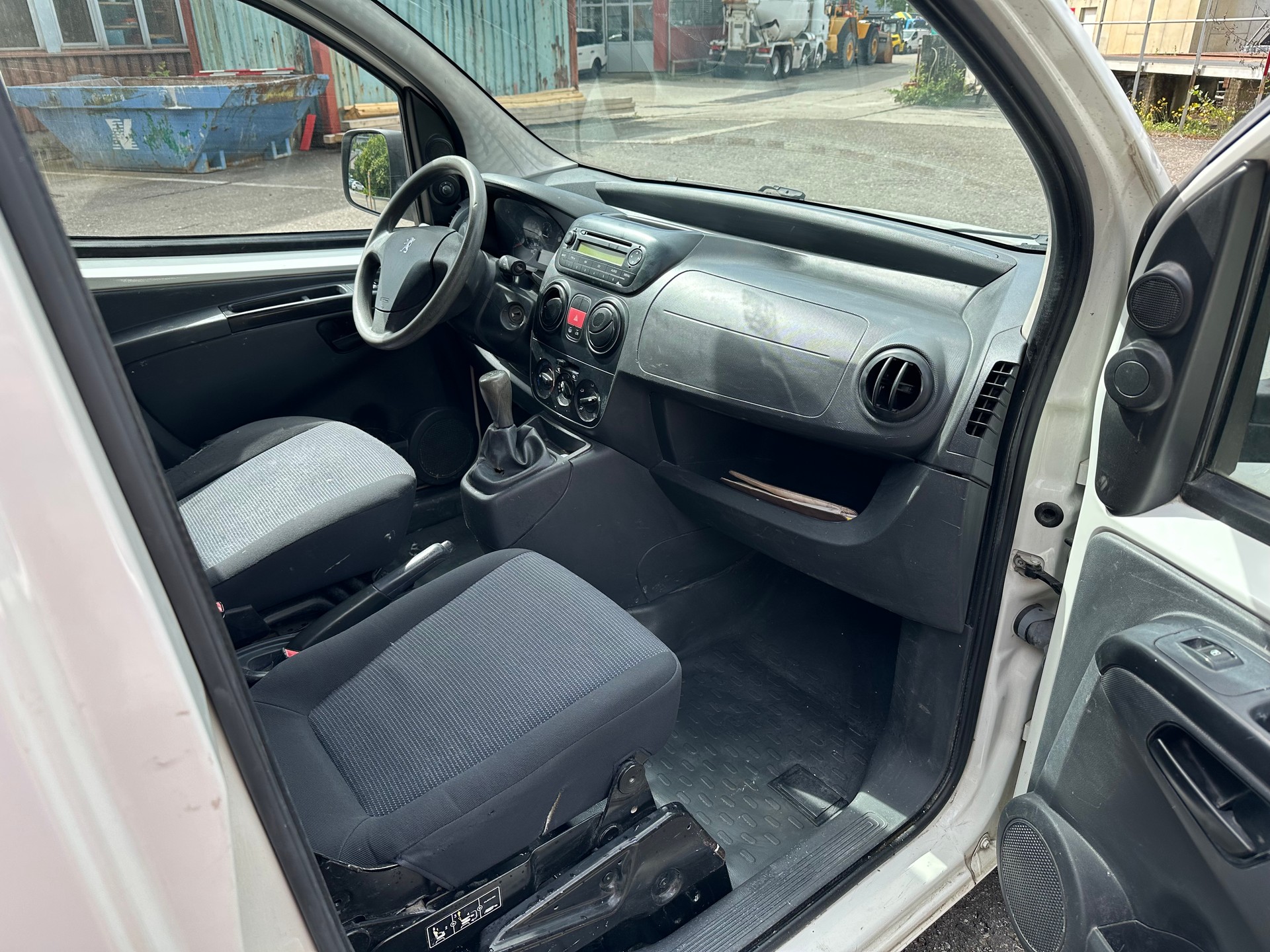 PEUGEOT Bipper 1.4 HDi-image-5