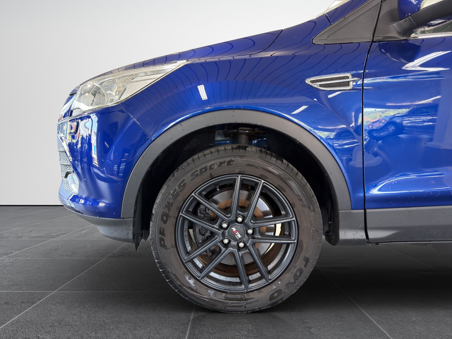 FORD Kuga 2.0 TDCi Carving 4WD-image-12