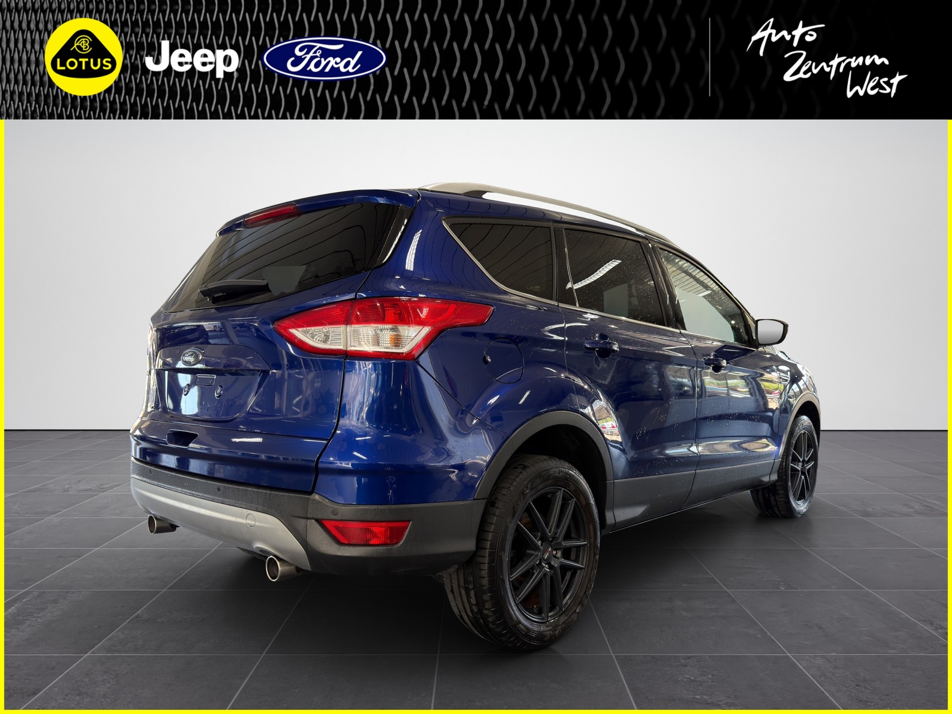 FORD Kuga 2.0 TDCi Carving 4WD-image-4