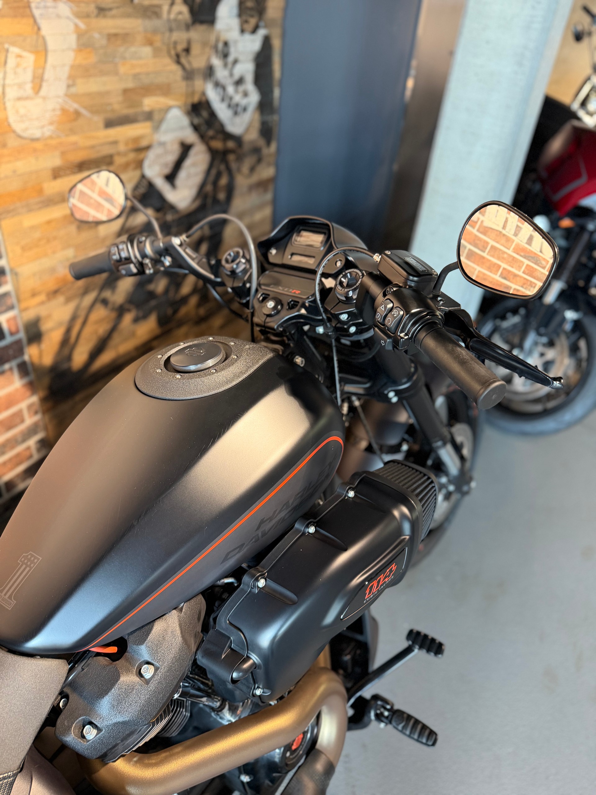 HARLEY-DAVIDSON FXDRS 114 ABS-image-7