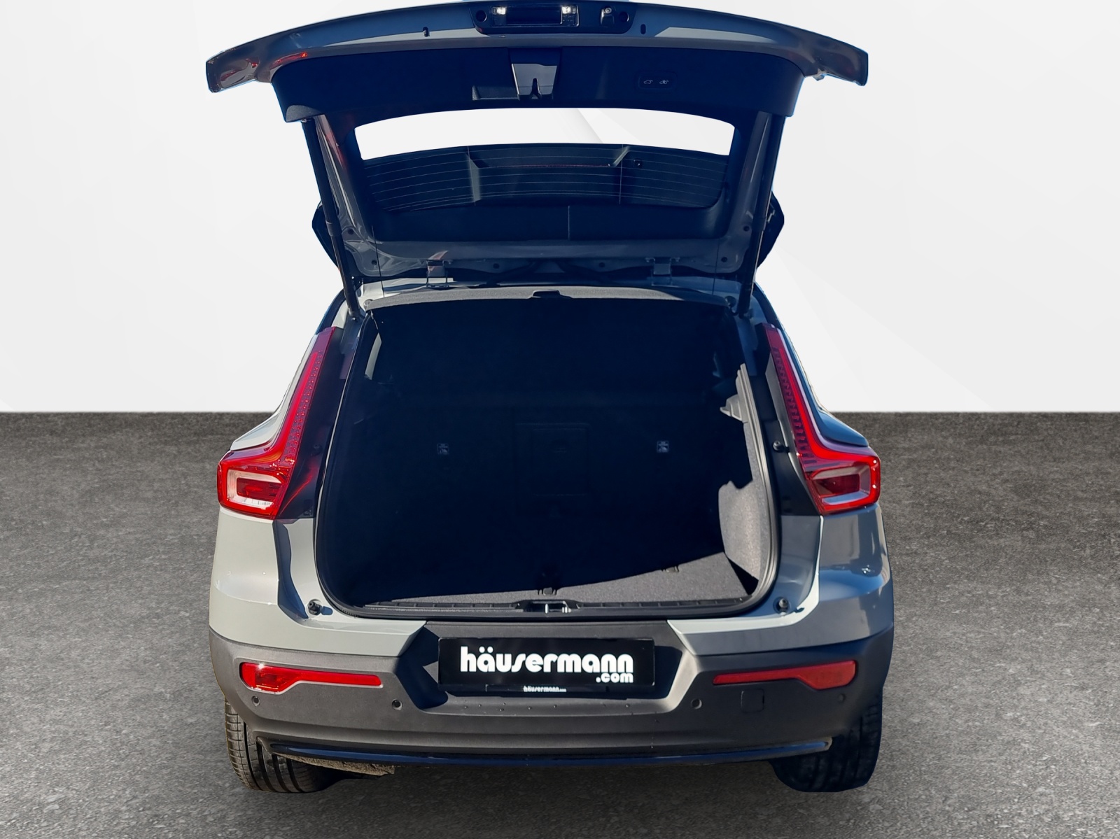 VOLVO EX40 Twin Black Edition AWD-image-5