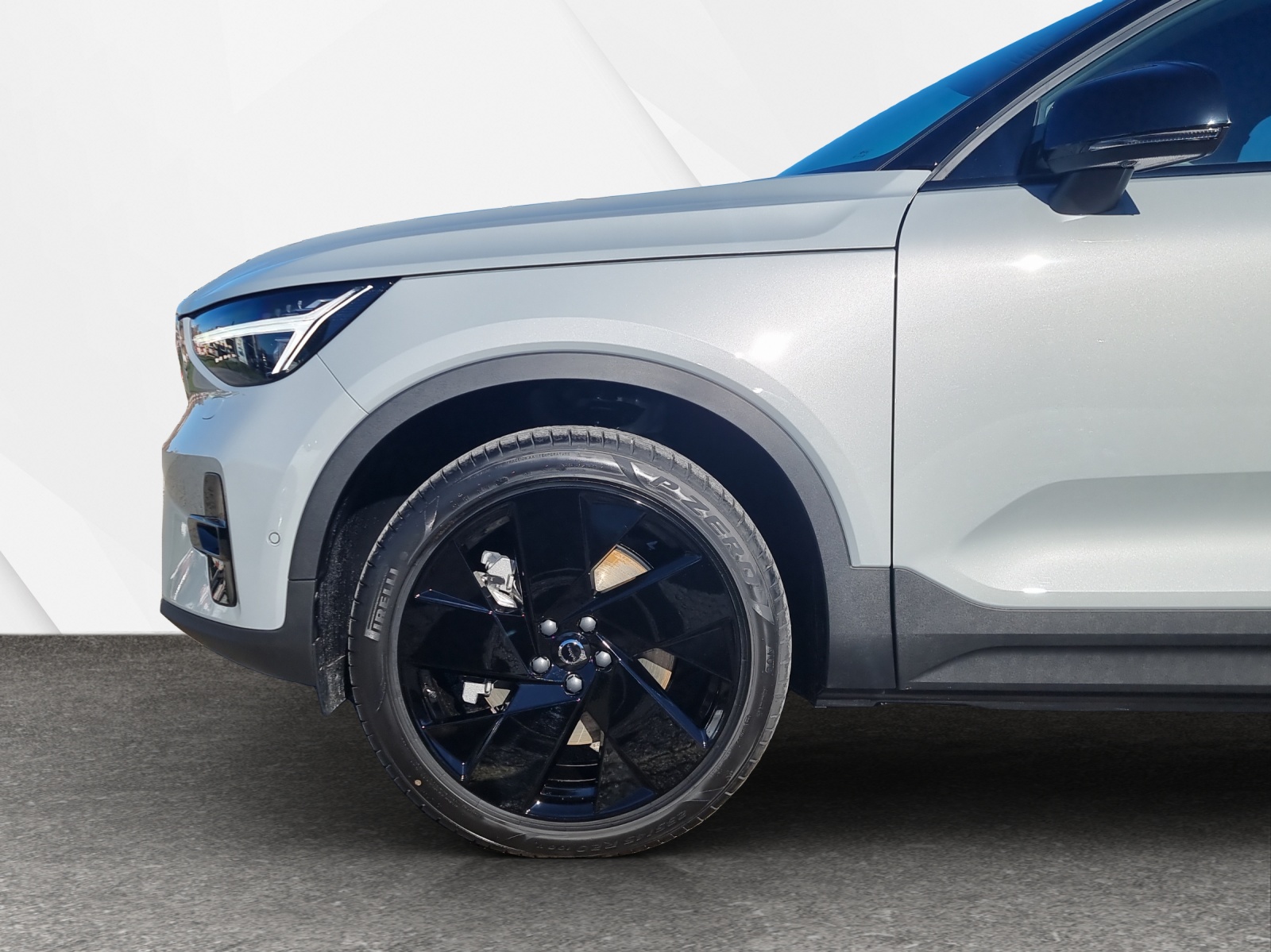 VOLVO EX40 Twin Black Edition AWD-image-6