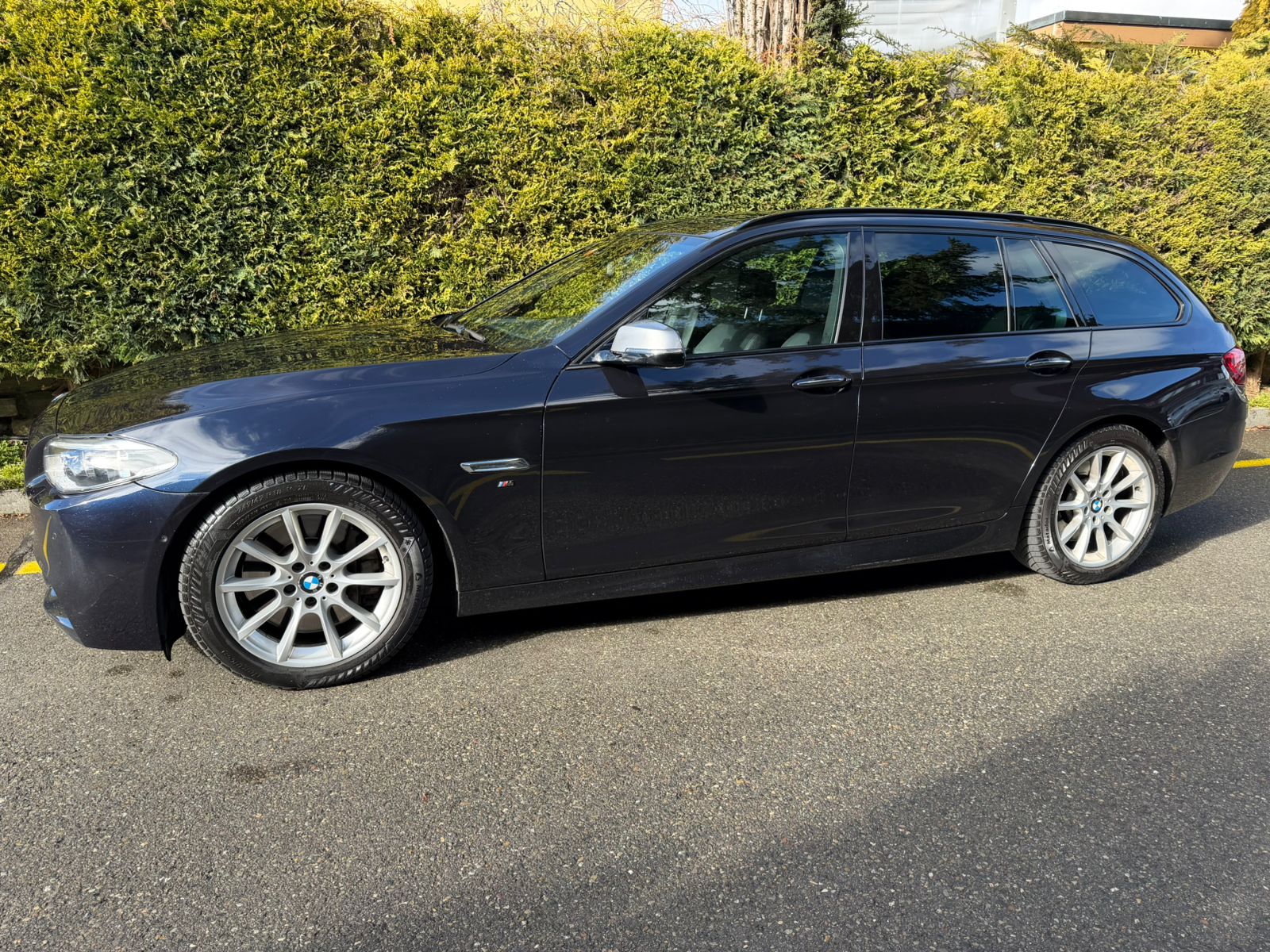 BMW M 550d xDrive-image-2