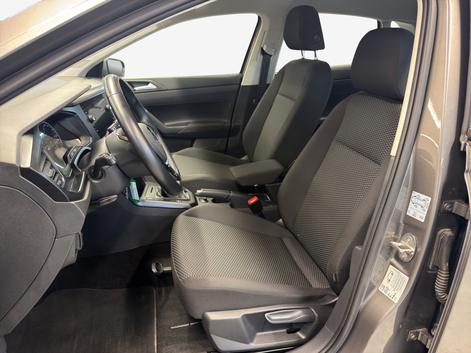 VW Polo 1.0 BMT Value-image-7