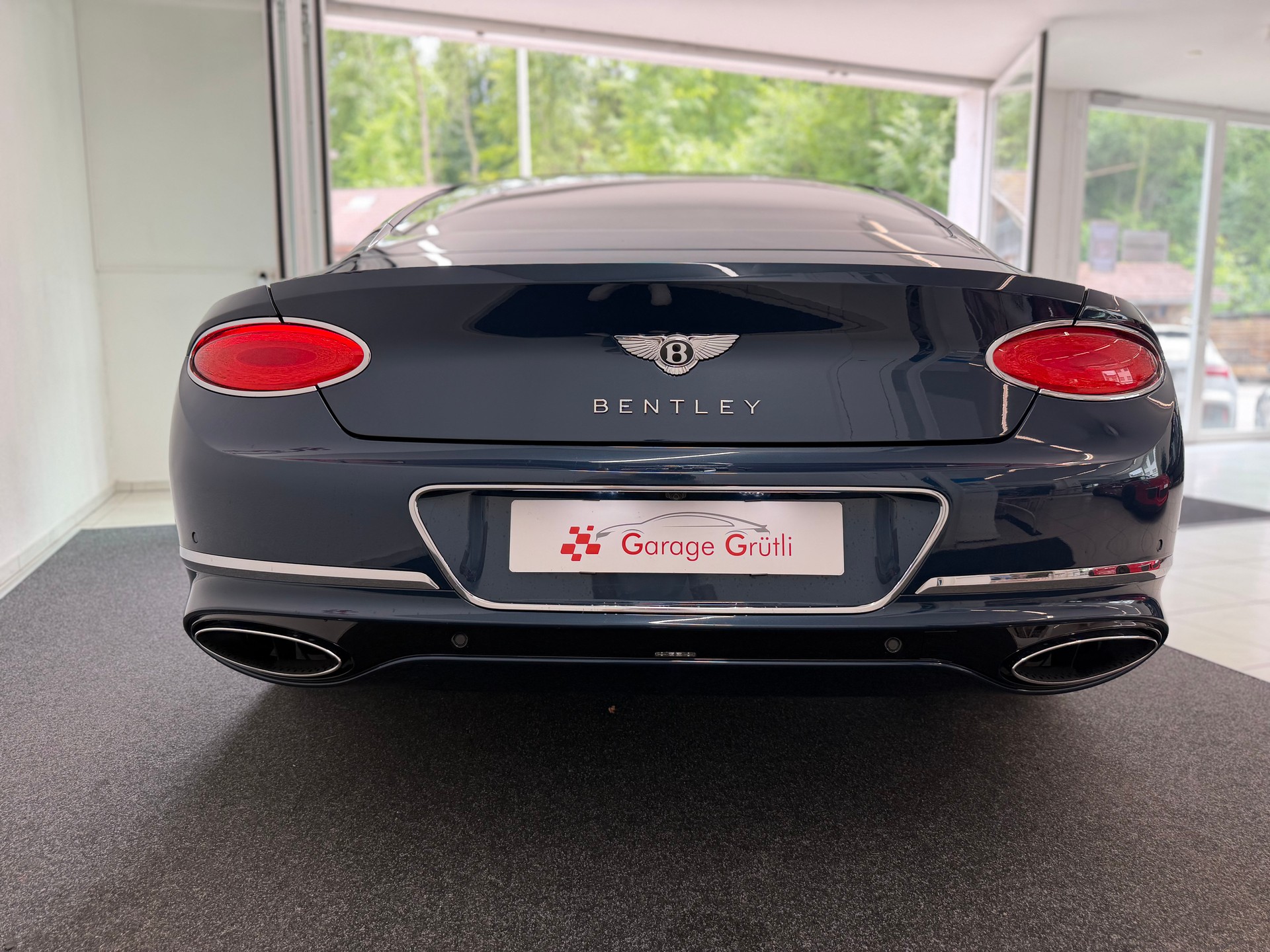 BENTLEY Continental GT 6.0 W12-image-18