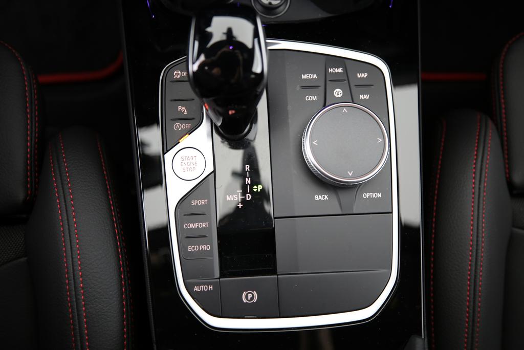 BMW 128ti-image-9
