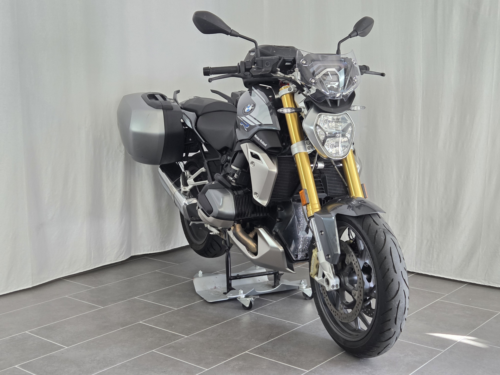BMW R 1250 R Exclusive-image-1
