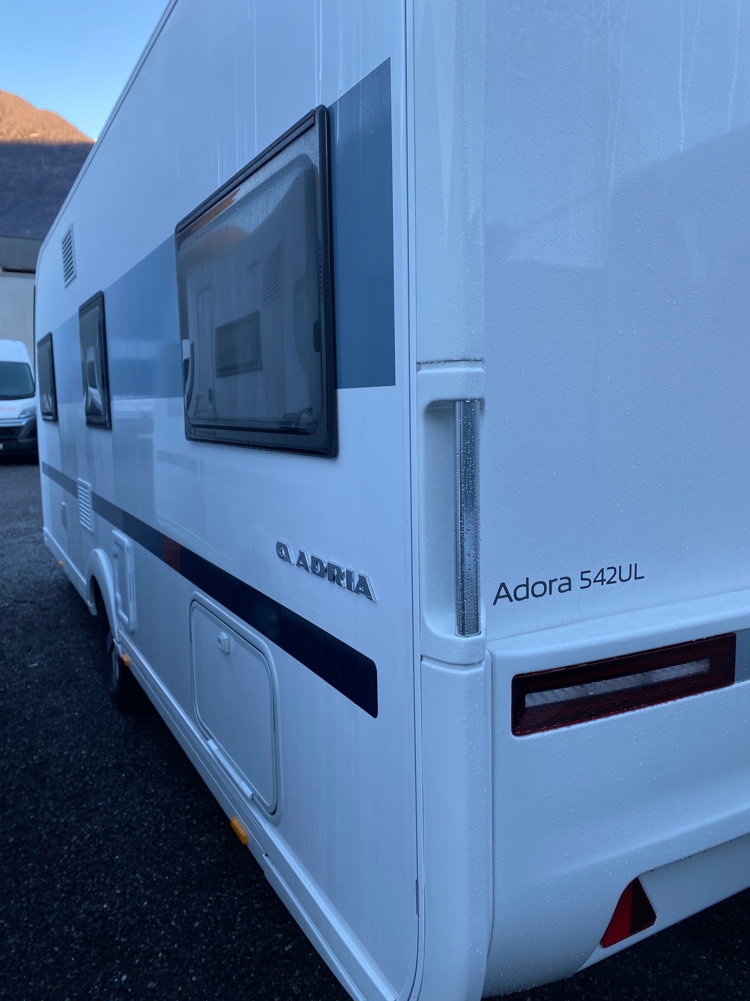 ADRIA ADORA 542 UL-image-1