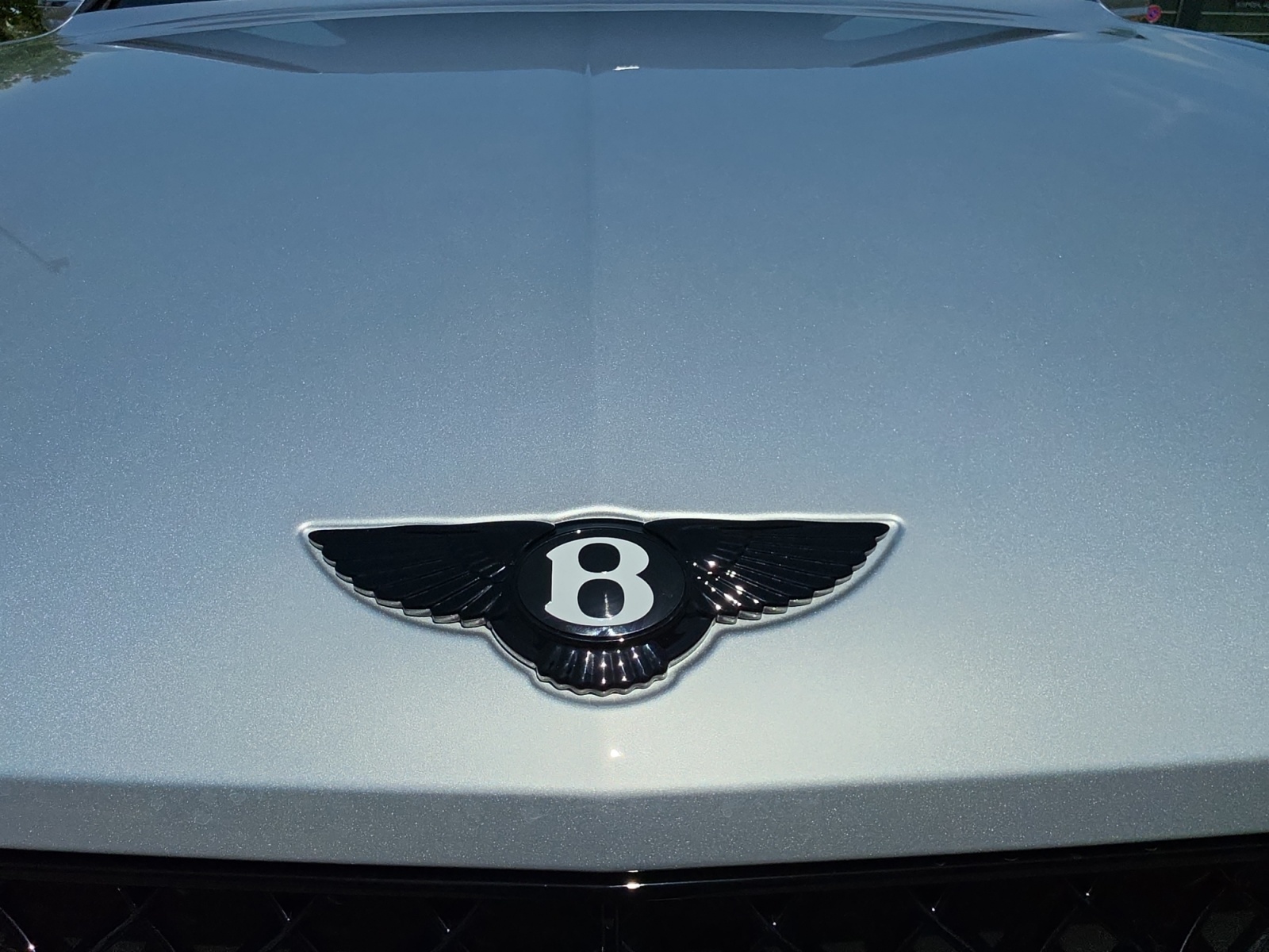 BENTLEY Bentayga Speed- mehrere Fahrzeuge im Vorlauf. Kontaktieren Sie uns bitte für mehr Informationen.-image-23