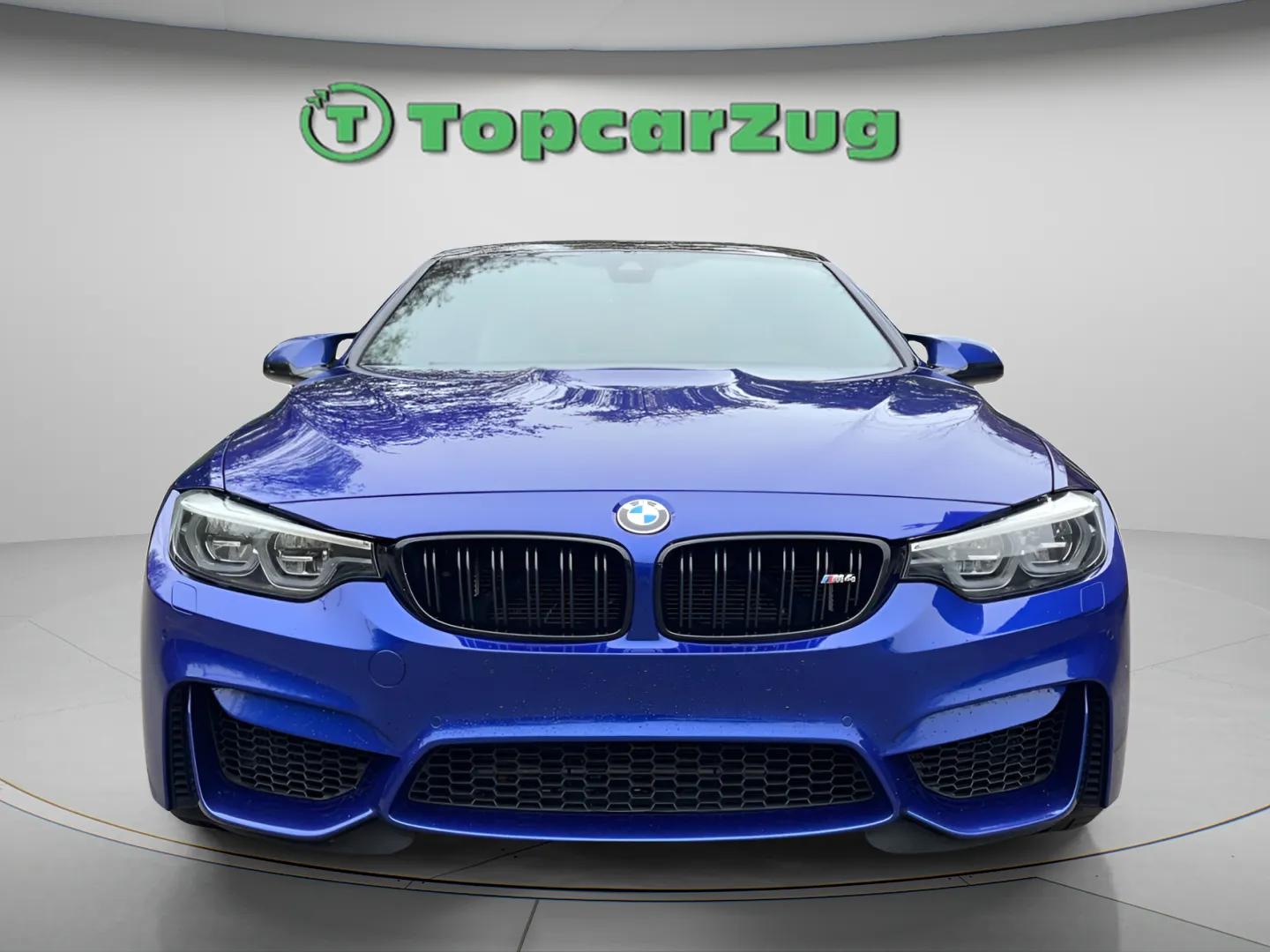 BMW M4 Coupé Competition DKG-showroom-element-2