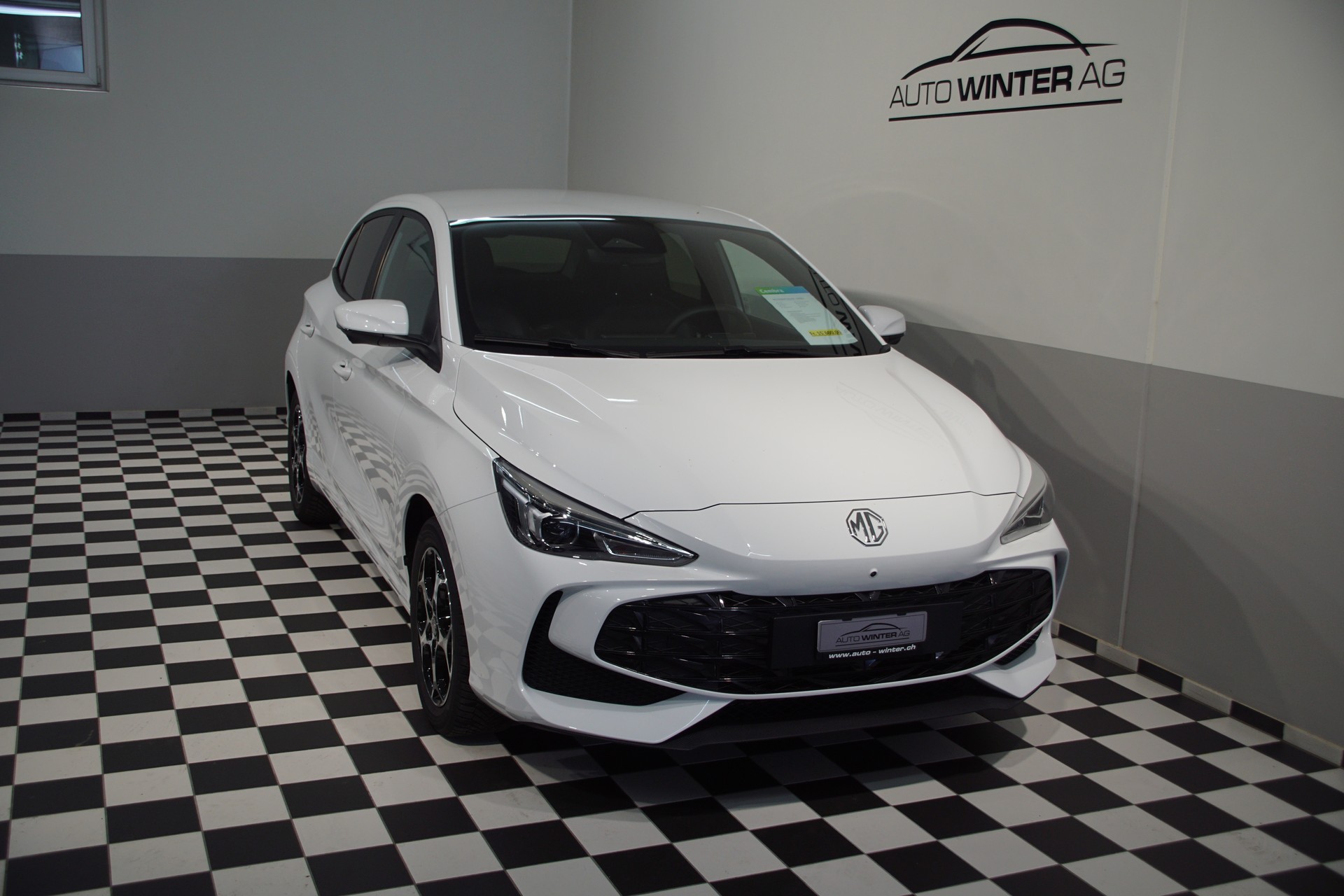 MG 3 1.5 Hybrid Luxury Aut. **Swiss-Edition**-showroom-element-3