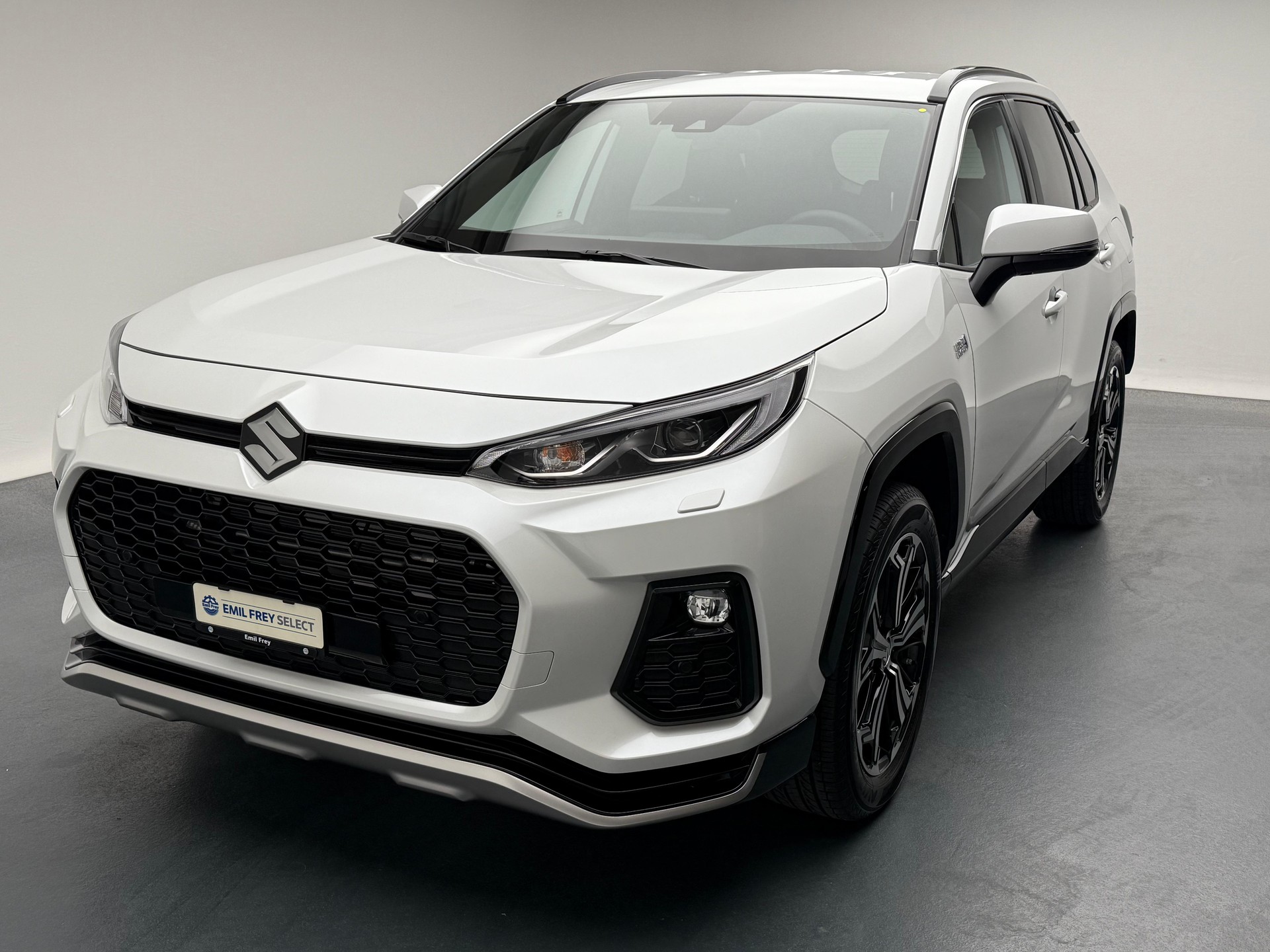 SUZUKI Across 2.5 PHEV Compact Top 4x4