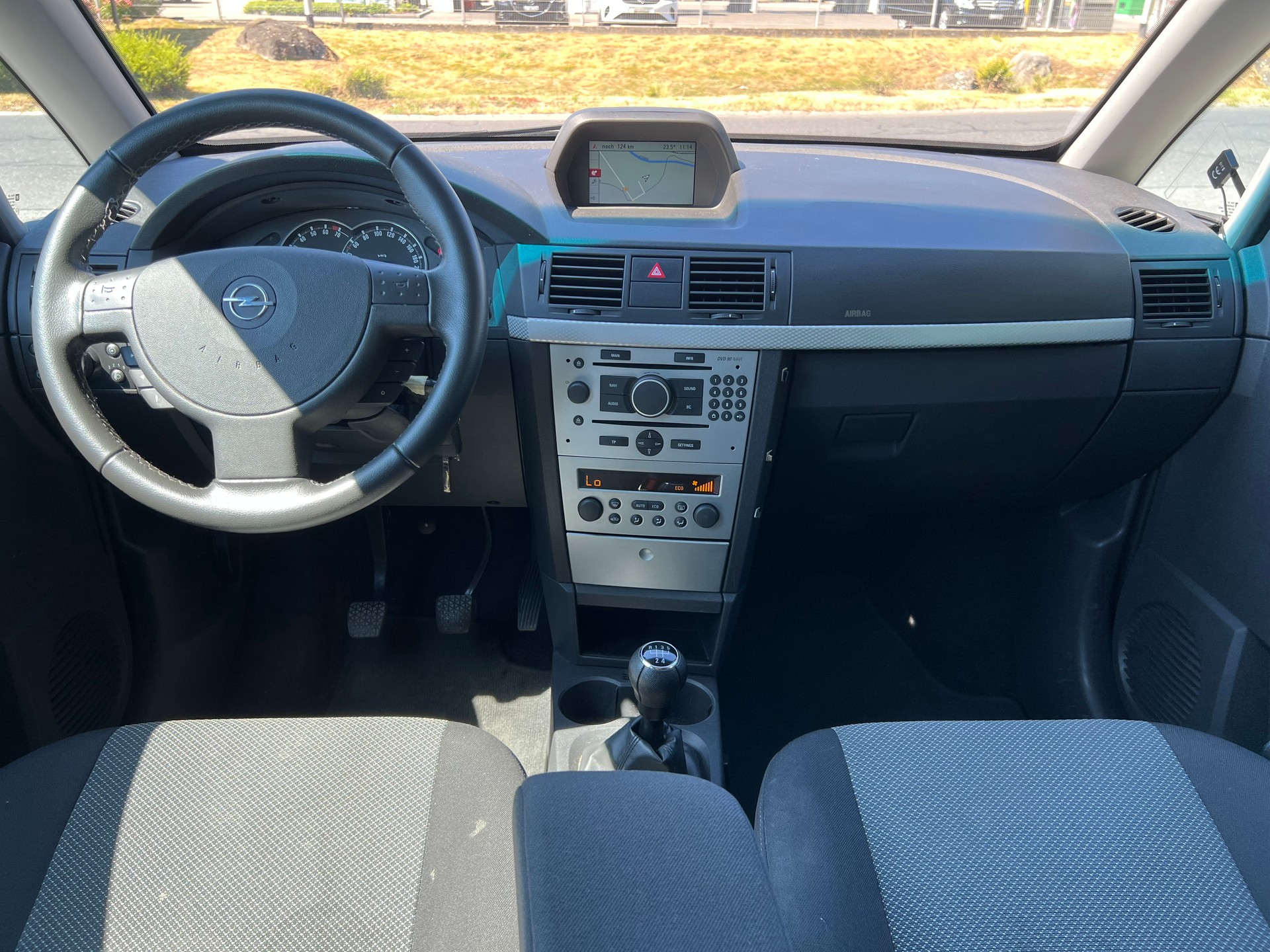 OPEL Meriva 1.6i-16 TP Cosmo-image-12