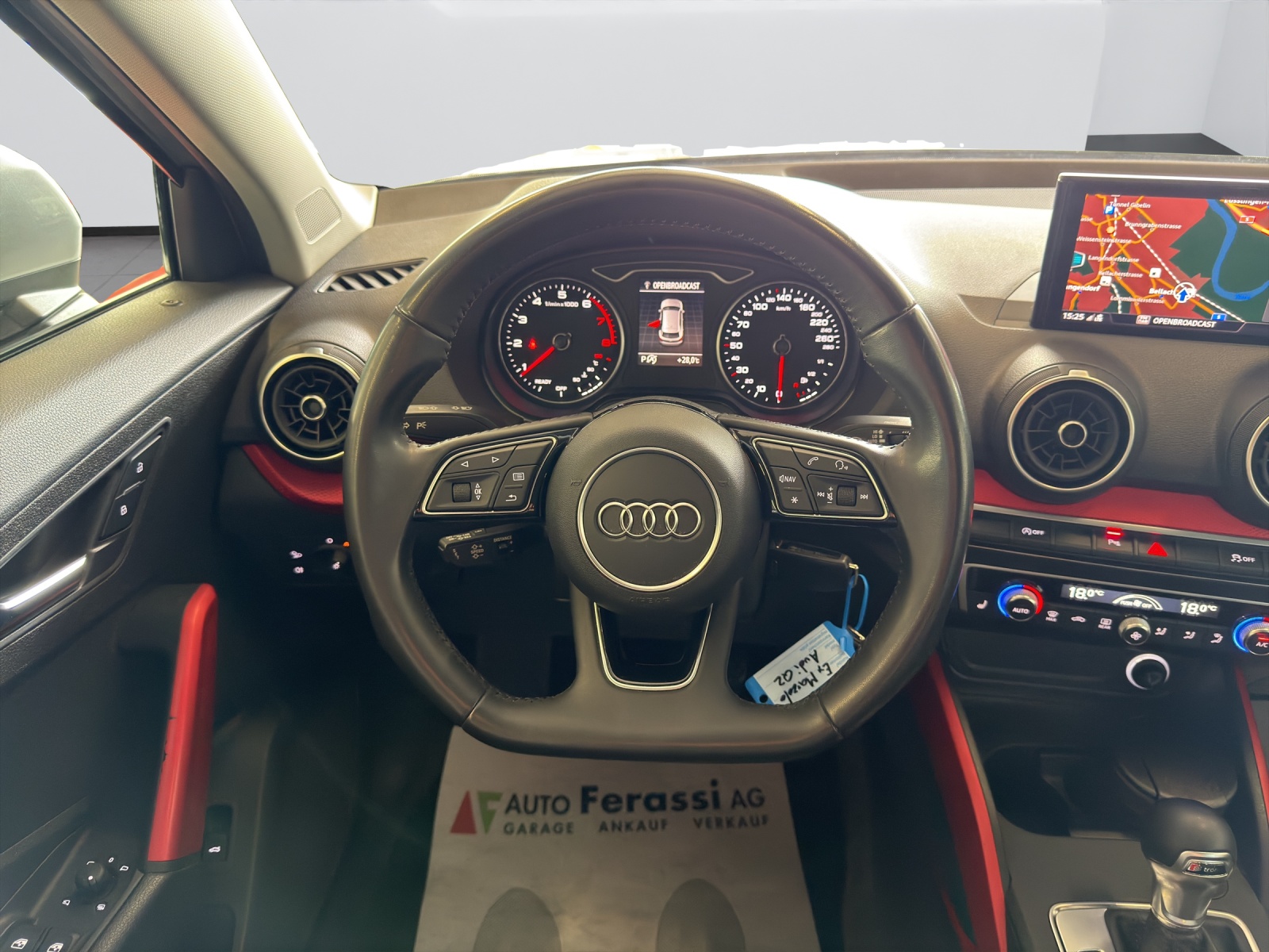 AUDI Q2 2.0 TFSI sport quattro S-tronic-image-14