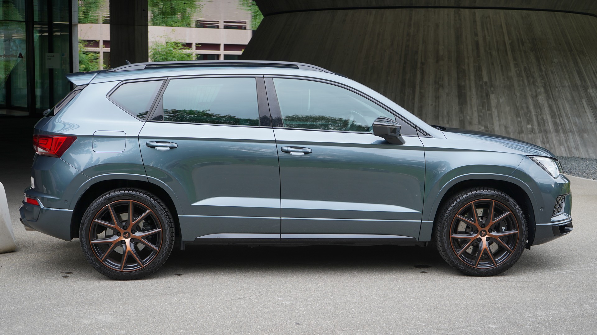 CUPRA Ateca 2.0 TSI Cupra 4Drive DSG-showroom-element-3