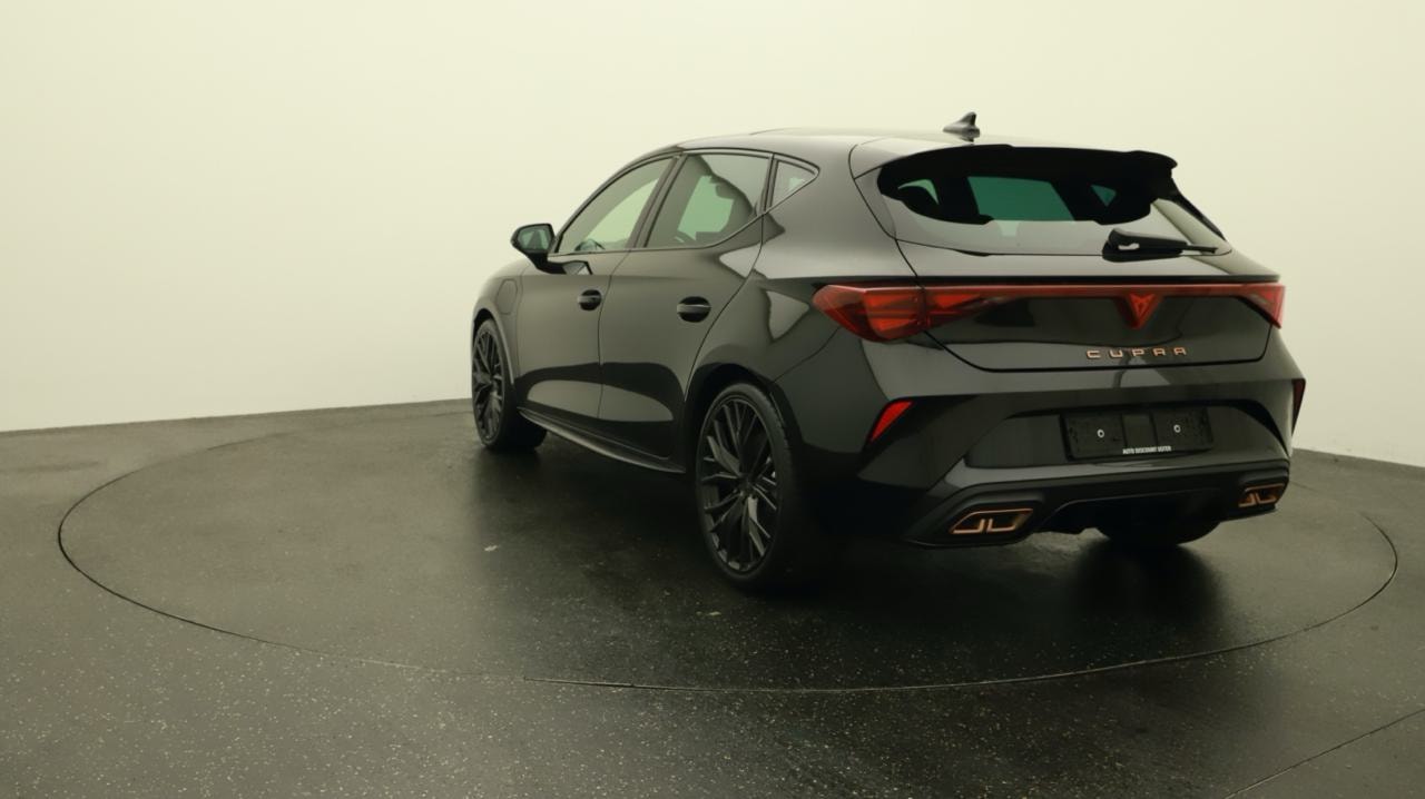 CUPRA LEON 1.5 e-HYBRID pHEV VZ Black Edition-showroom-element-3