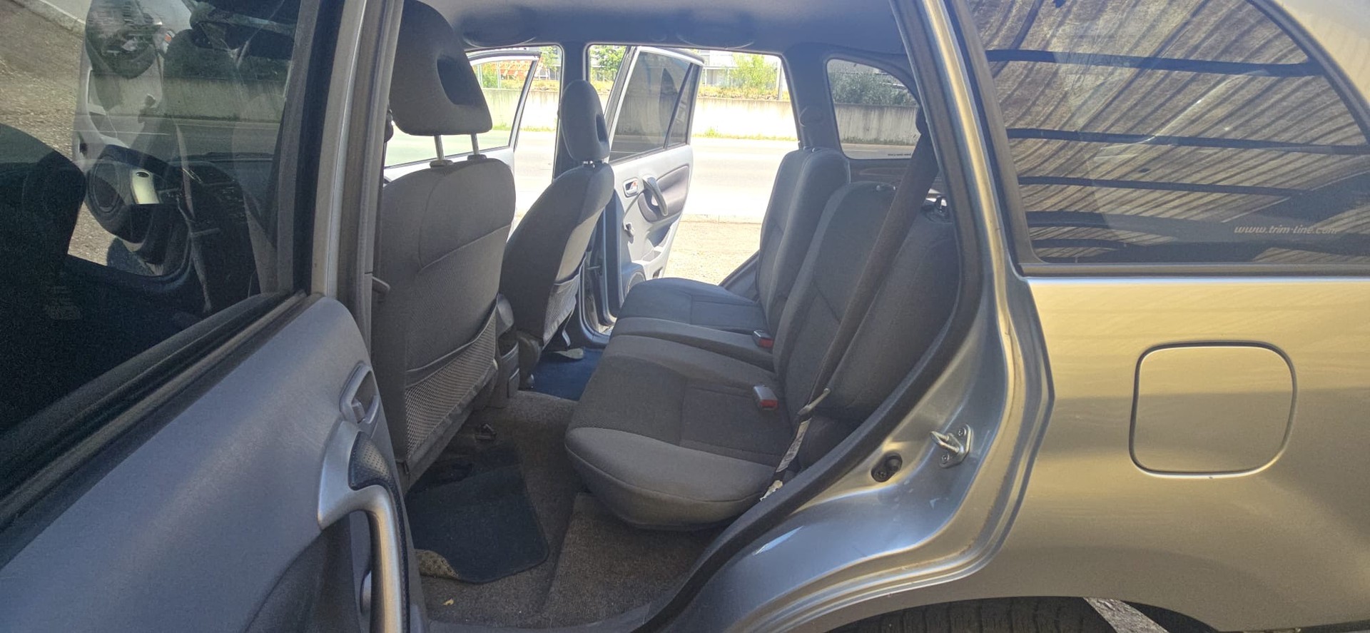 TOYOTA RAV-4 2.0 16V Linea Terra-image-10