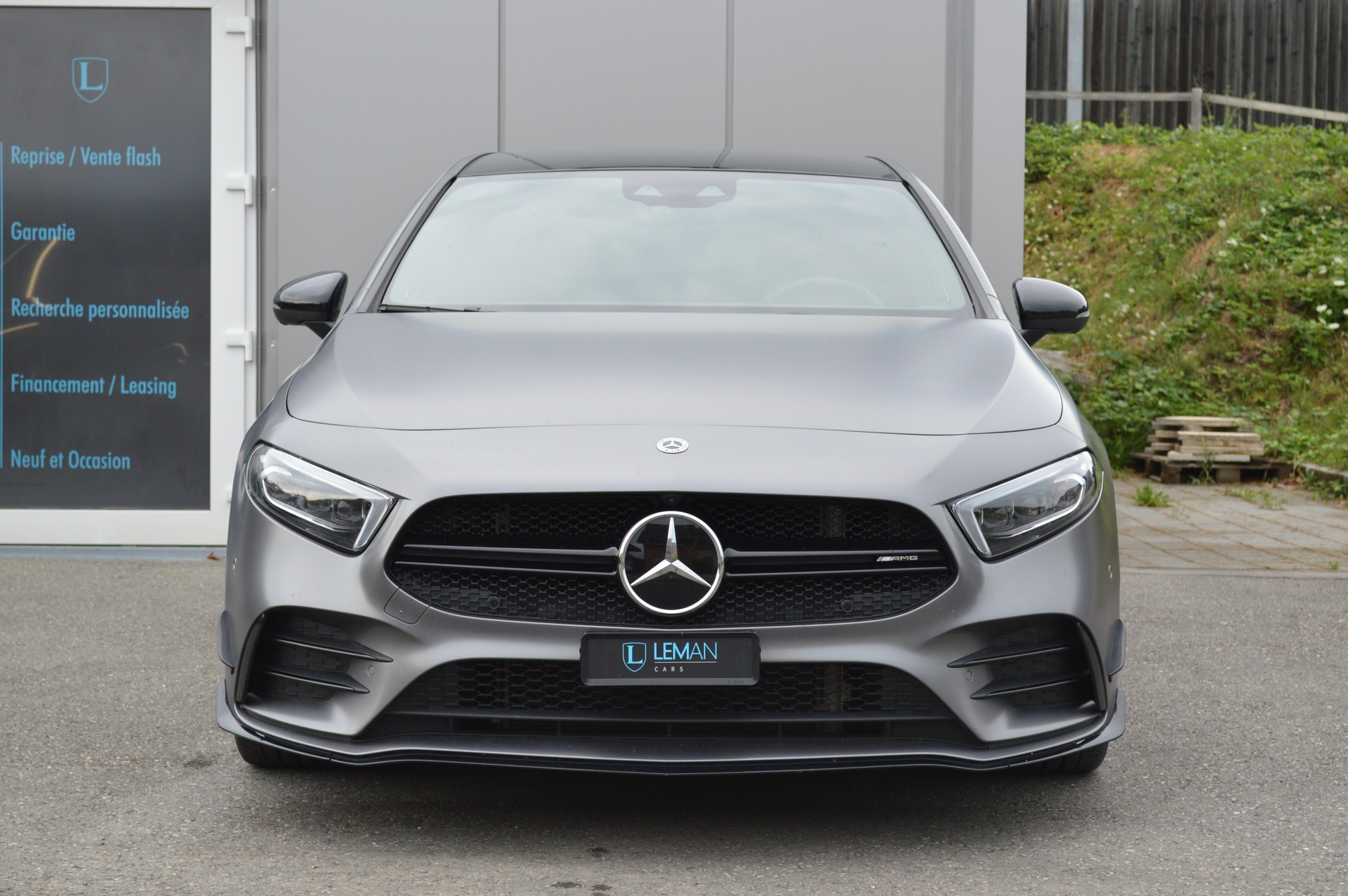 MERCEDES-BENZ A 35 AMG 4Matic Speedshift-showroom-element-1