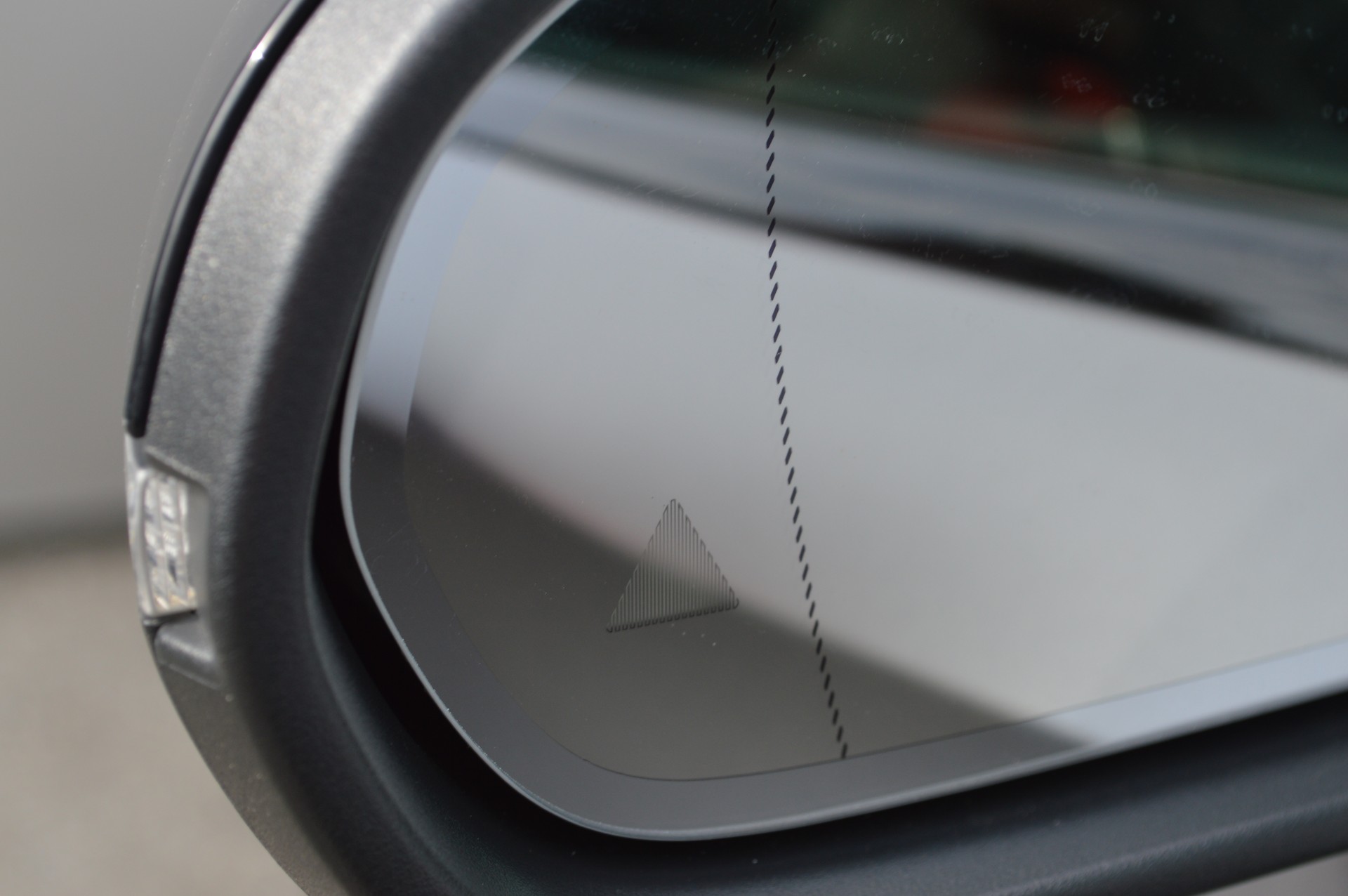 MERCEDES-BENZ A 35 AMG 4Matic Speedshift-image-22