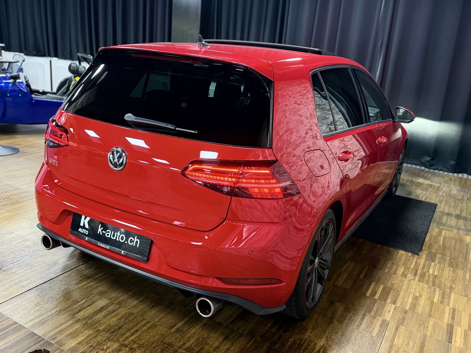 VW Golf 2.0 TSI GTI Performance DSG-image-4