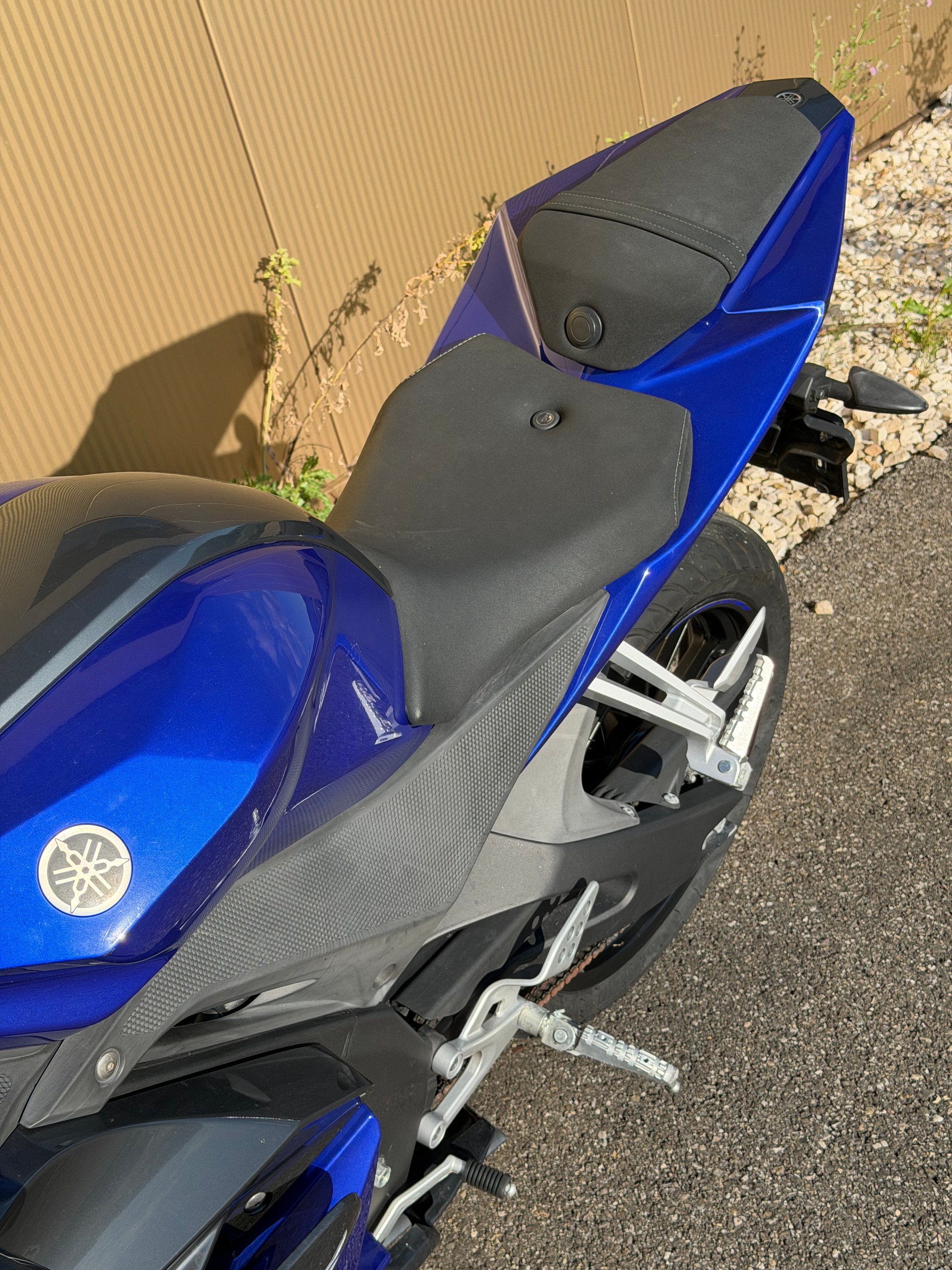 YAMAHA YZF-R 125-image-13