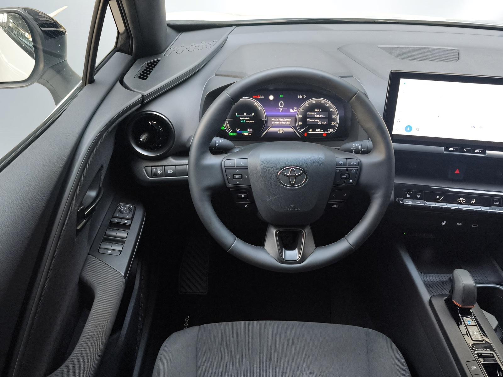 TOYOTA C-HR 2.0 PHEV Swiss Edition-image-5