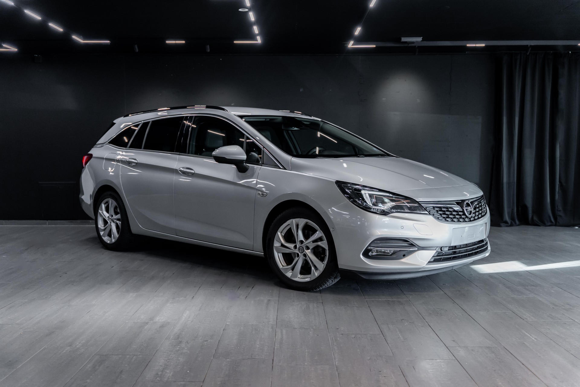 OPEL Astra Sports Tourer 1.5 CDTi Elegance / CH Auto / Business Elegance Pack / Service gepflegt / LED Matrix / Rückfahrkamera