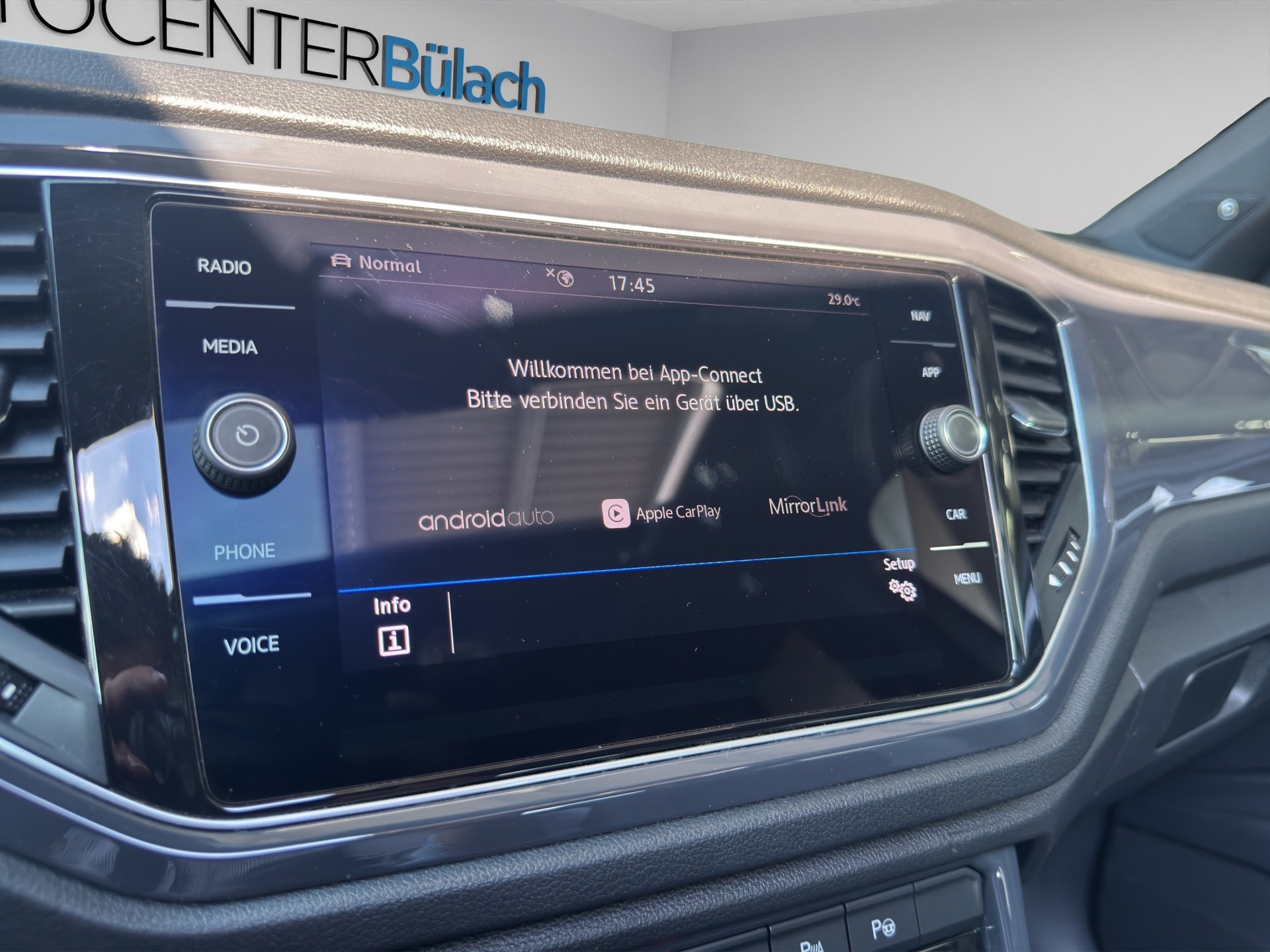 VW T-Roc 2.0 TSI Sport DSG 4Motion-image-12
