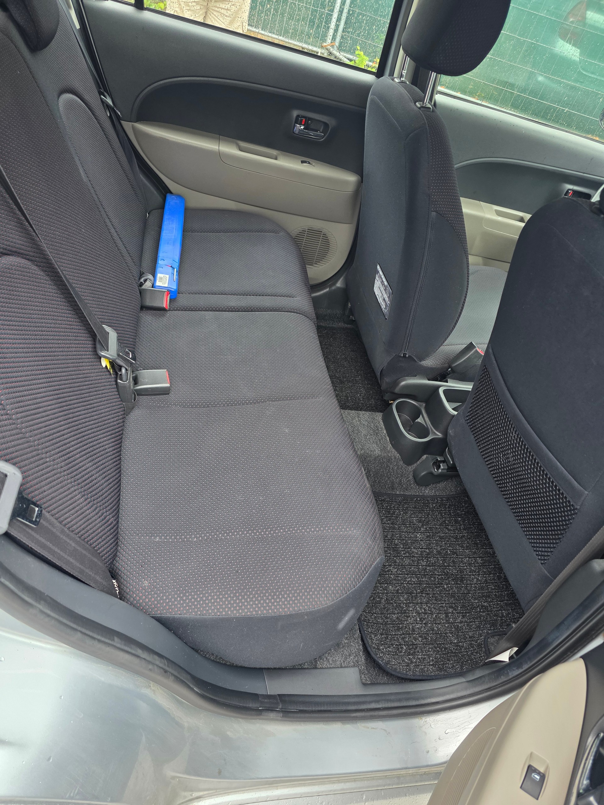 DAIHATSU Sirion 1.3 eco-4WD-image-10