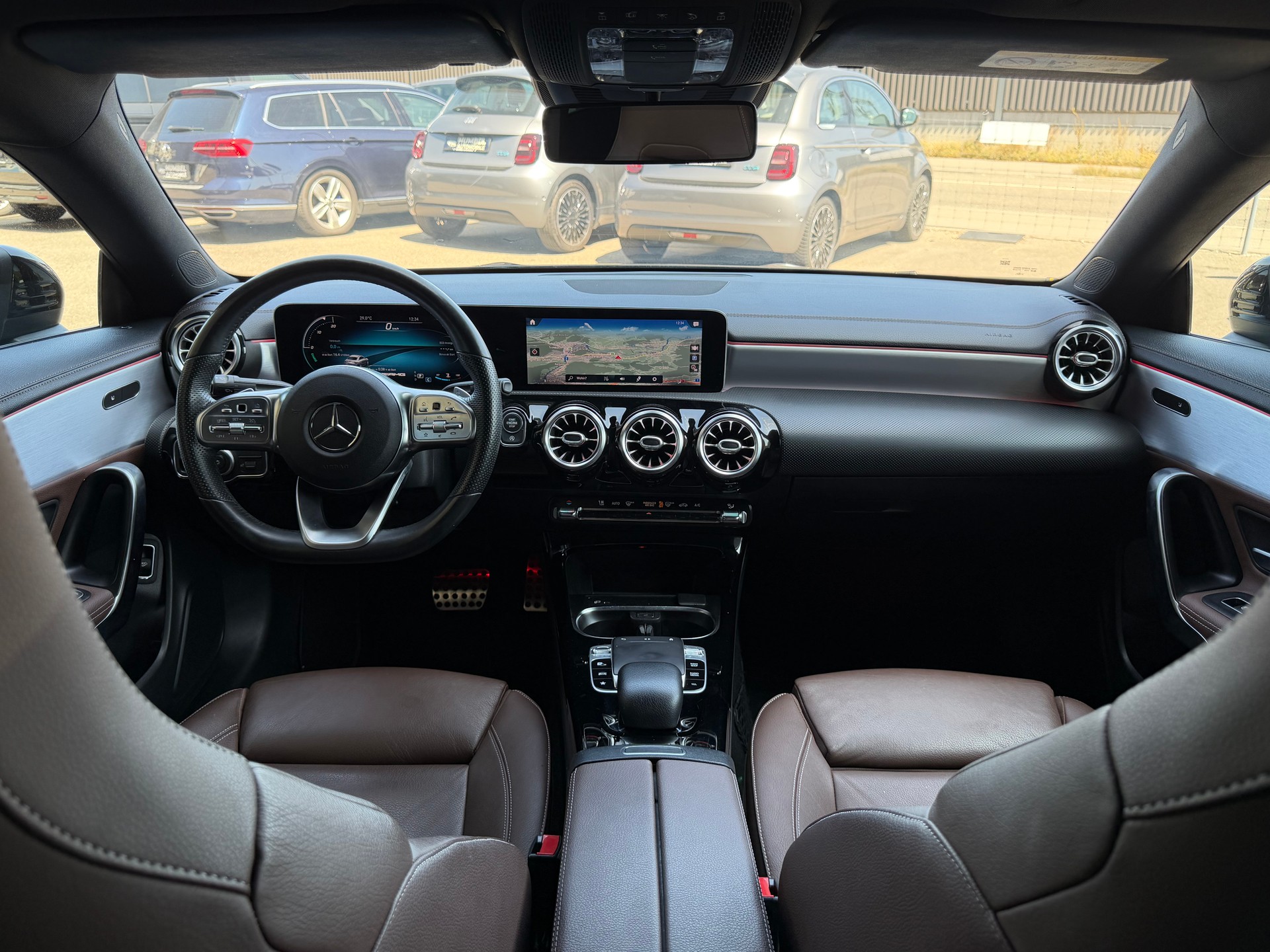MERCEDES-BENZ CLA 250 AMG Line 7G-DCT-image-6