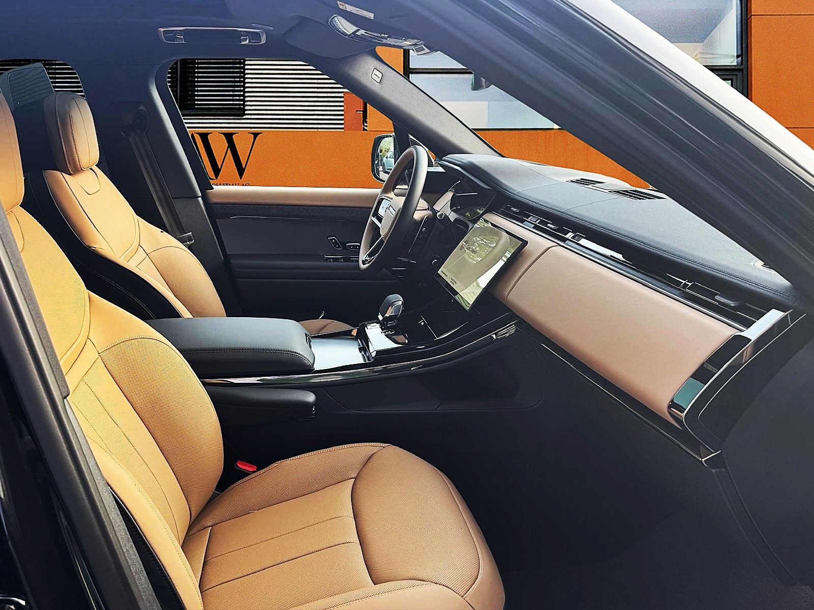 LAND ROVER Range Rover Sport 3.0 I6 300 SE Dynamic-image-11