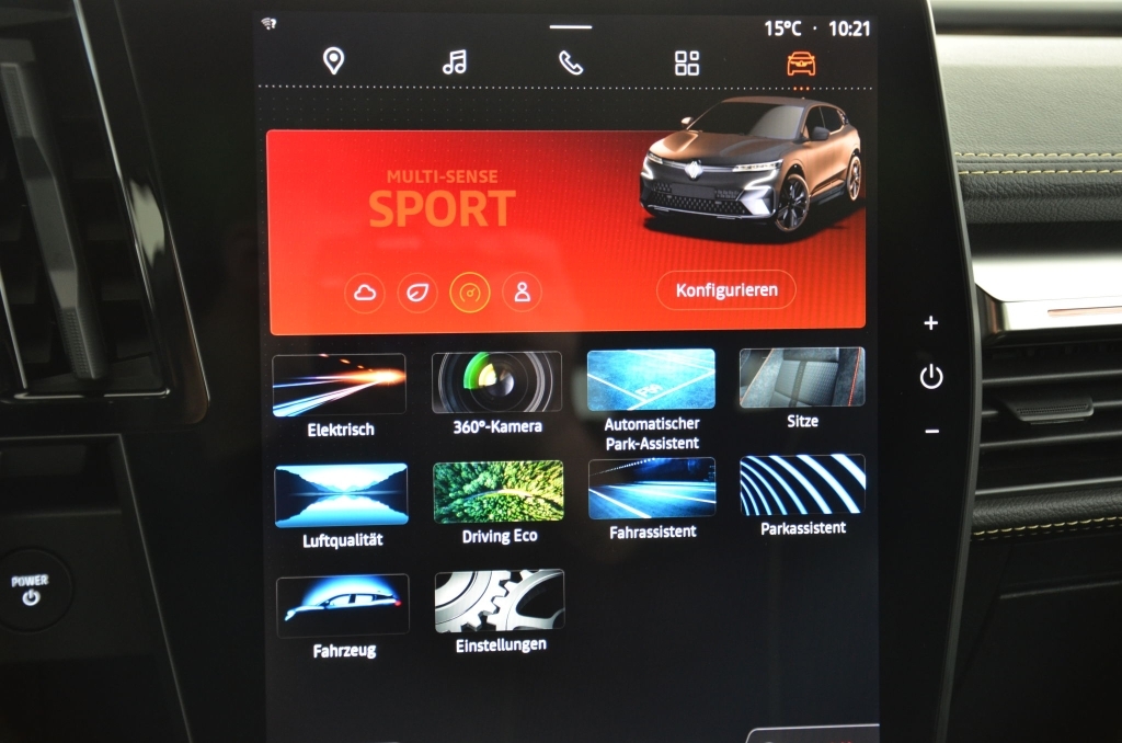 RENAULT Megane E-Tech EV60 *ICONIC*-image-16