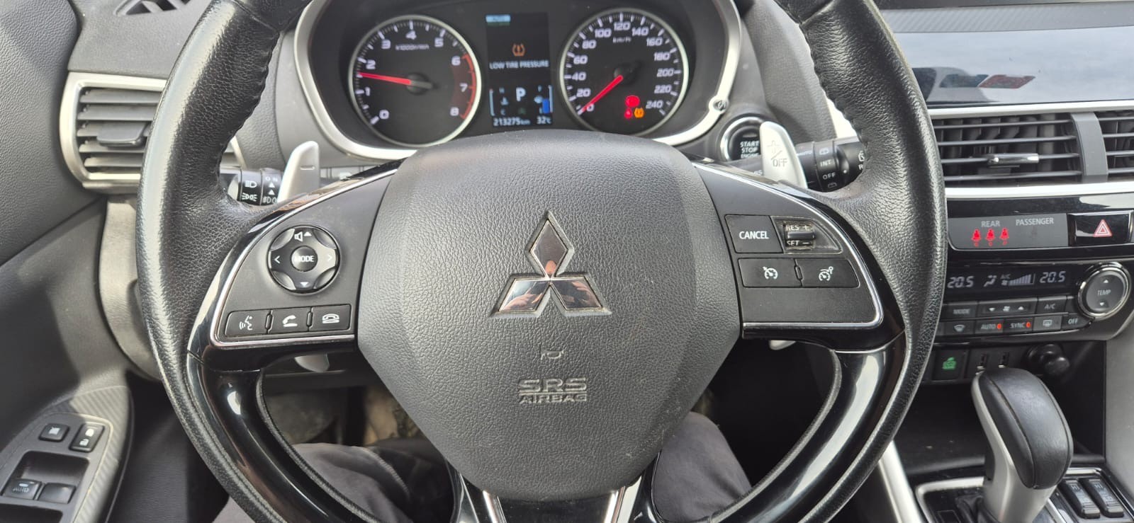 MITSUBISHI Eclipse Cross 1.5 T-Mivec Style 4WD CVT-image-14