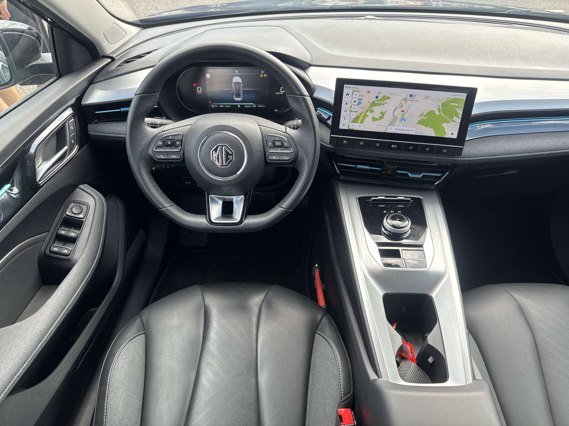 MG 5 EV 61kWh Luxury Automat-image-4