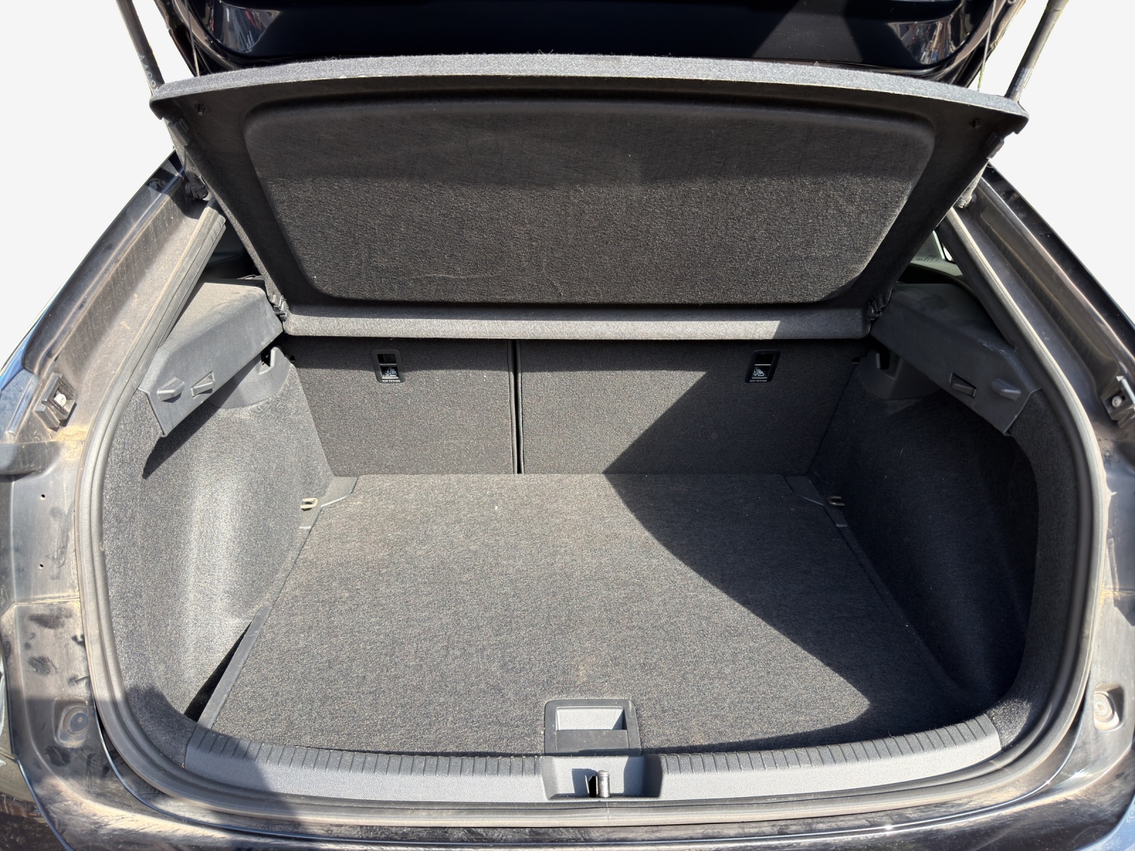 VW Taigo 1.5 TSI R-Line DSG-image-12
