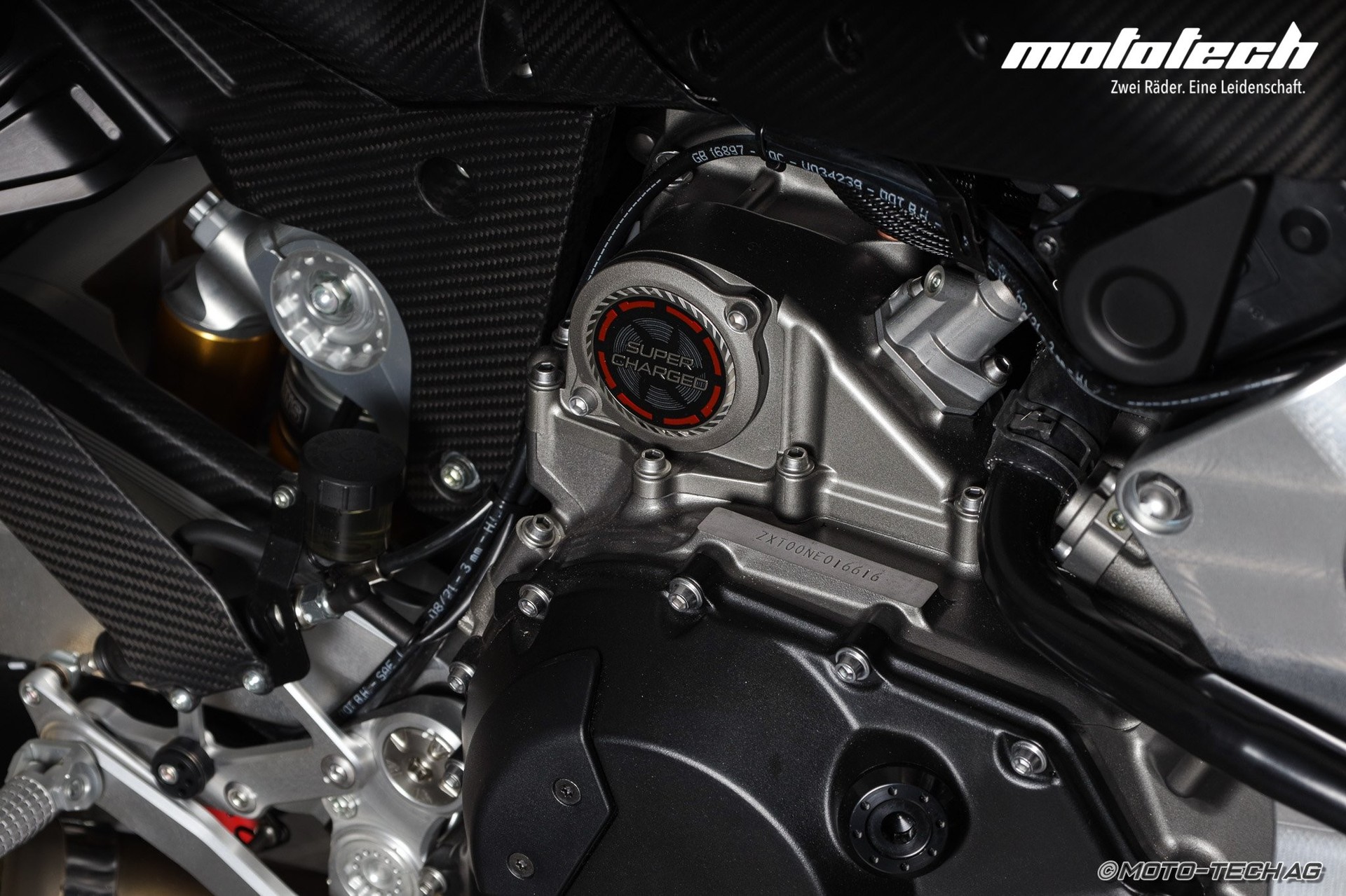BIMOTA TESI H2 CARBON-image-12