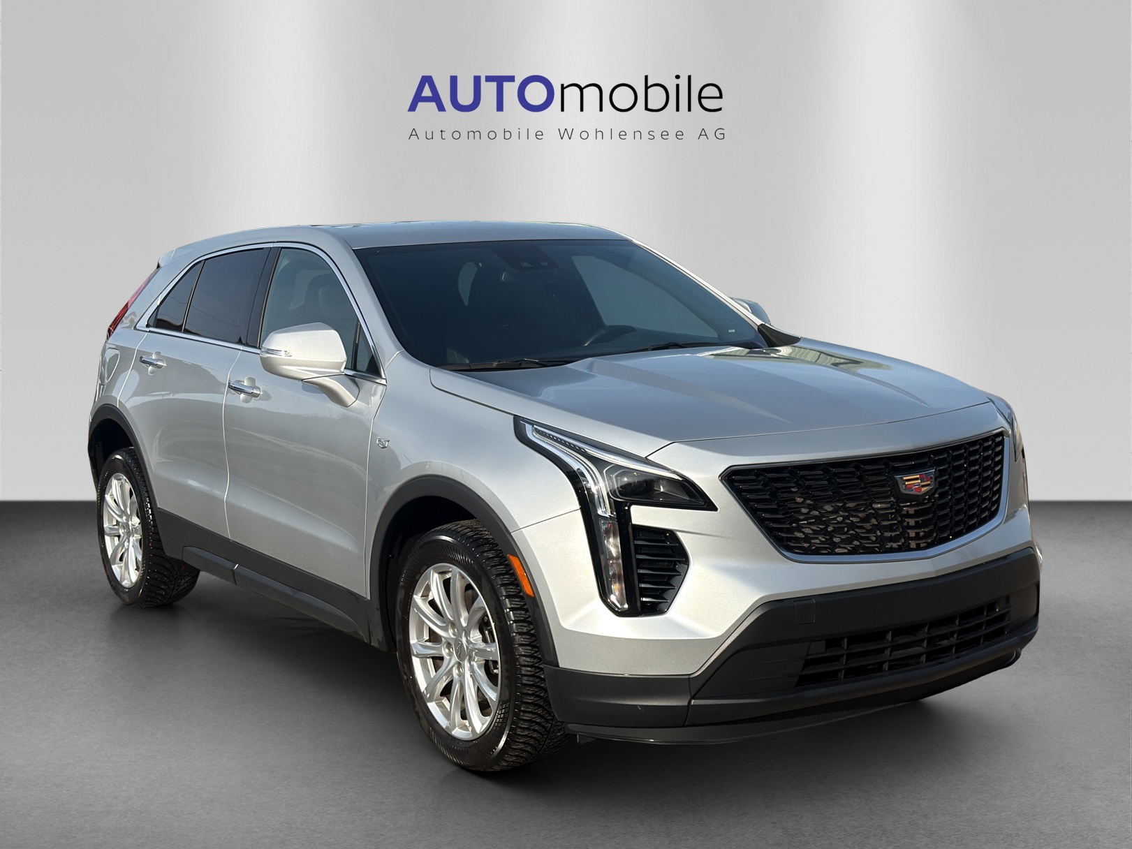 CADILLAC XT4 350D 2.0 Premium Luxury Automat-showroom-element-3