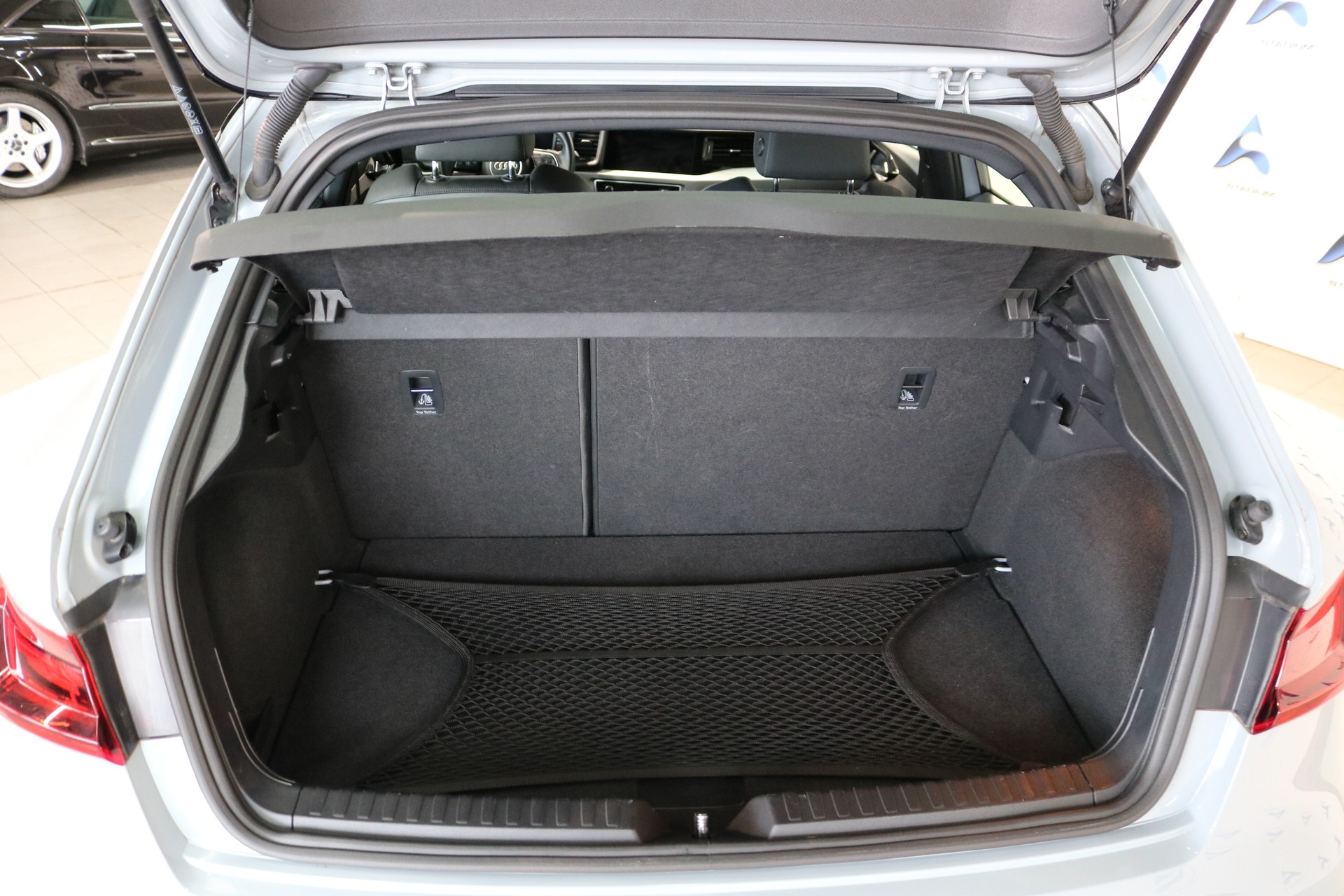 AUDI A1 Sportback 40 TFSI S Line S-tronic-image-6
