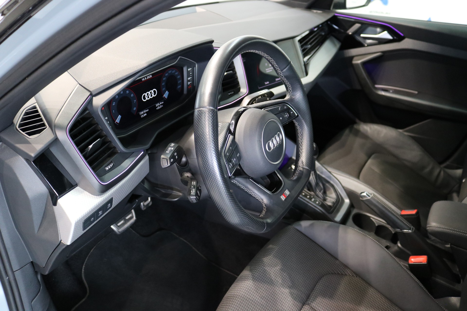 AUDI A1 Sportback 40 TFSI S Line S-tronic-image-37