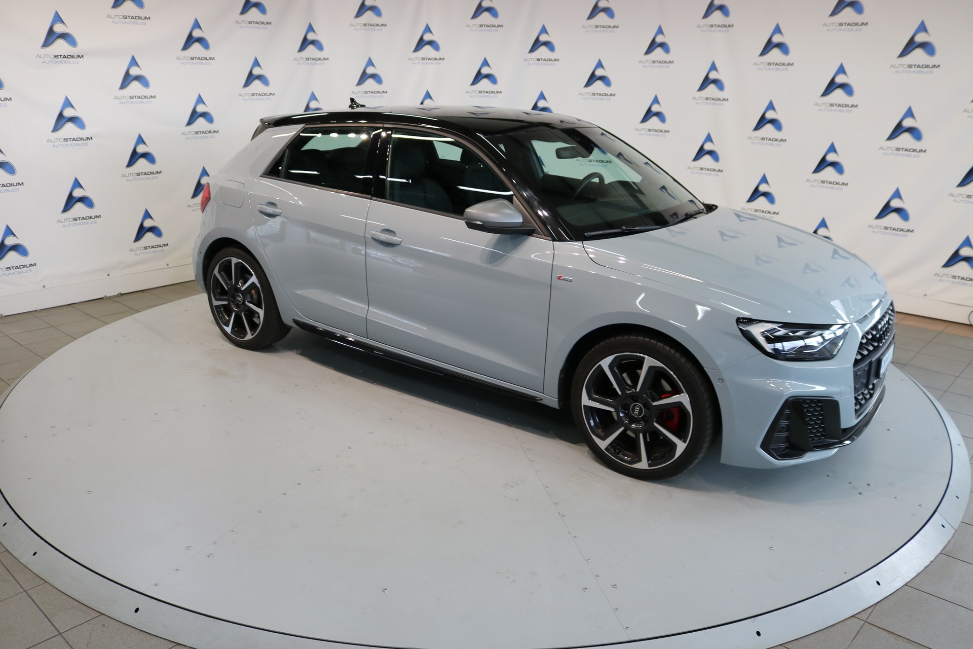 AUDI A1 Sportback 40 TFSI S Line S-tronic-image-27