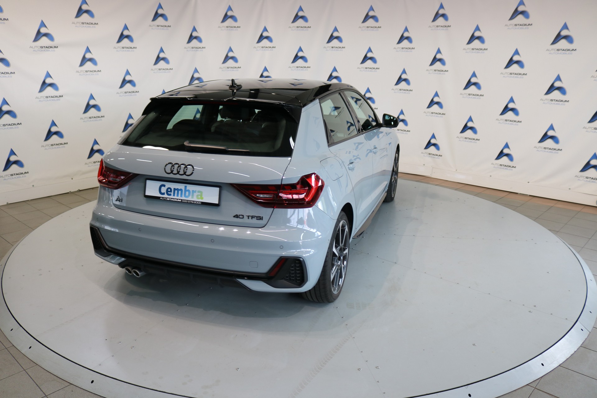 AUDI A1 Sportback 40 TFSI S Line S-tronic-image-21