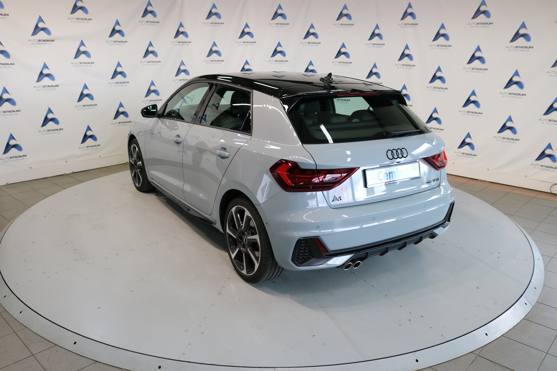AUDI A1 Sportback 40 TFSI S Line S-tronic-image-18