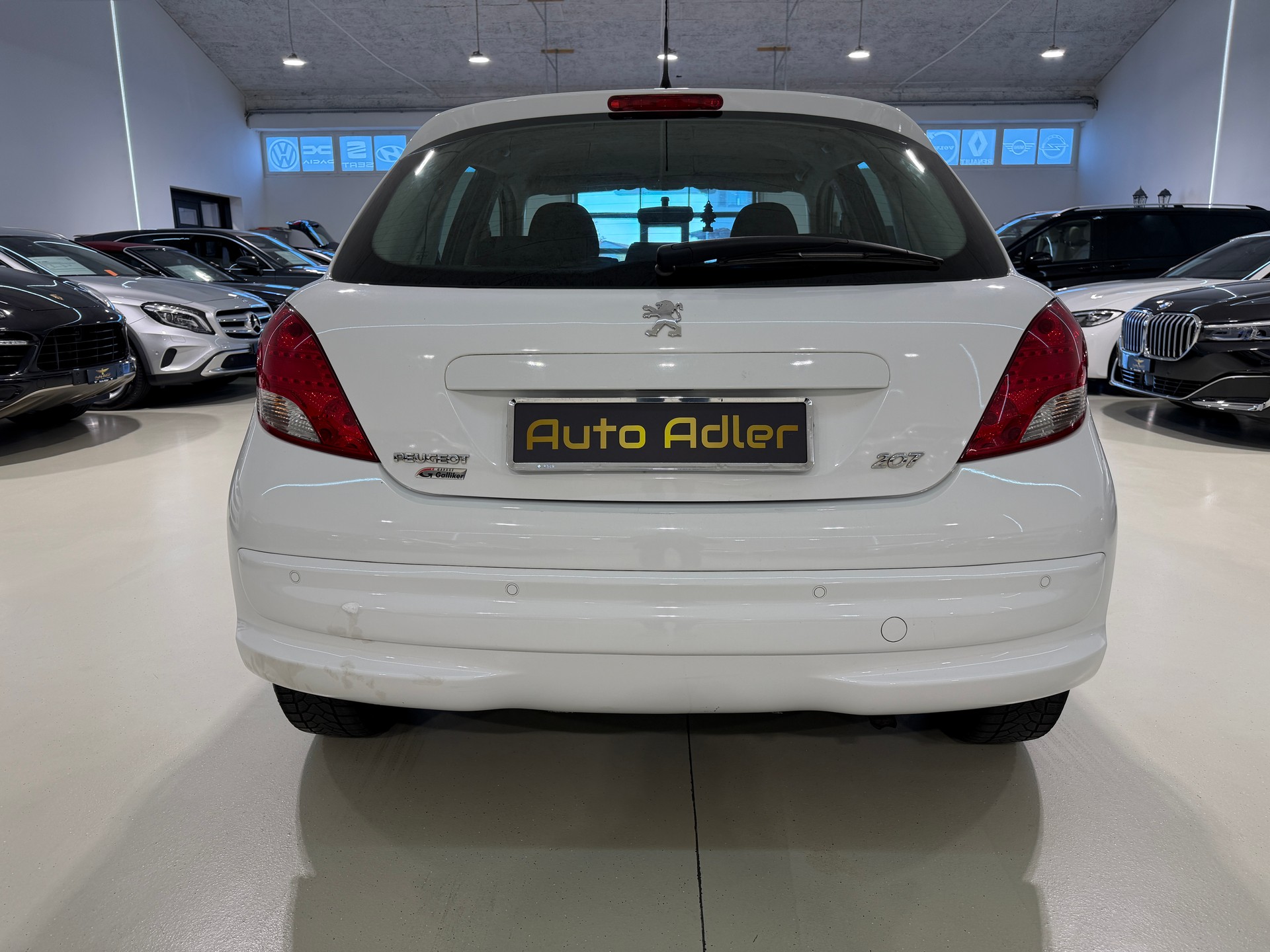 PEUGEOT 207 1.4 16V Active-image-6