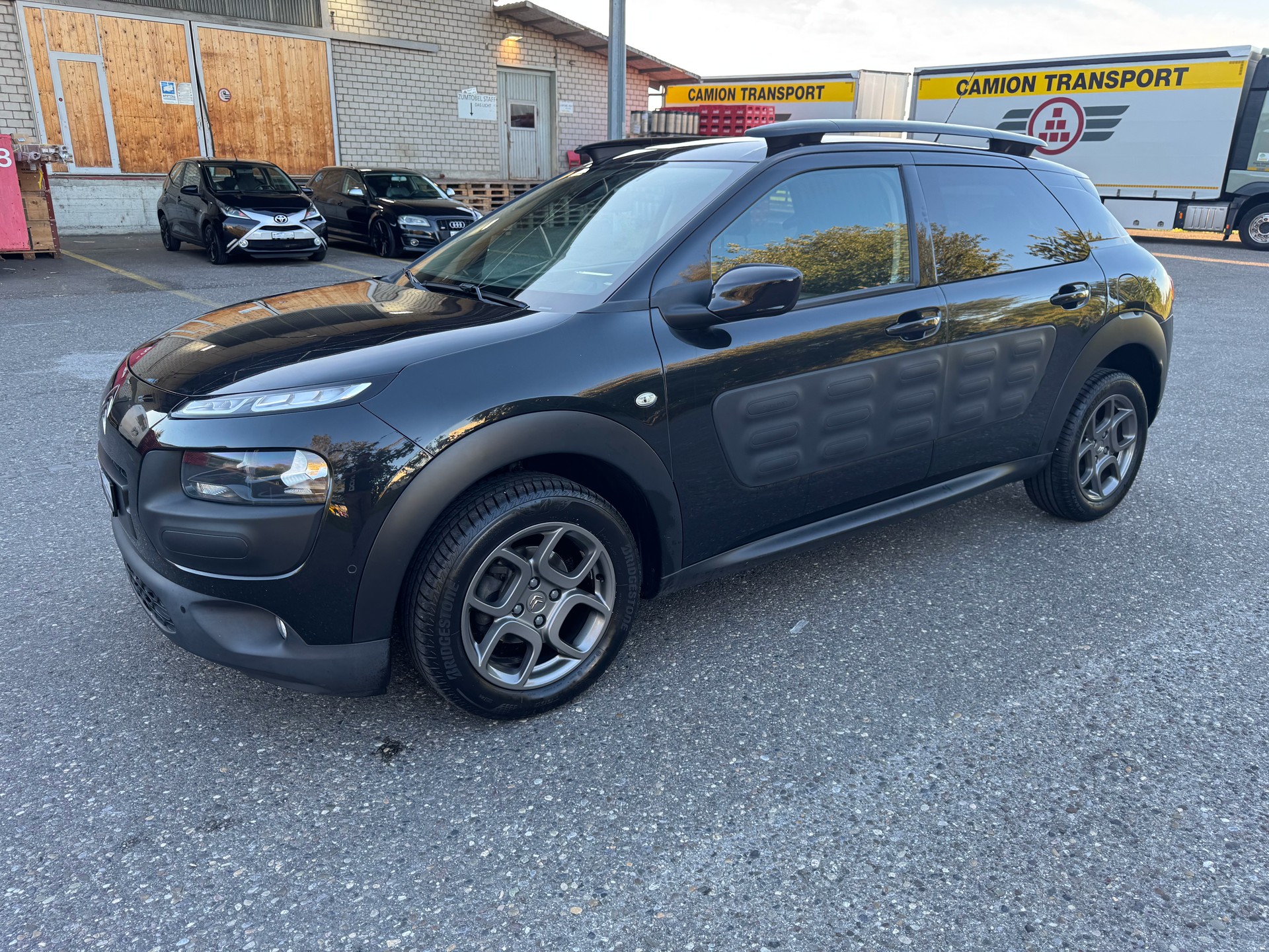CITROEN C4 Cactus 1.2 e-VTi Shine Edition ETG-showroom-element-2